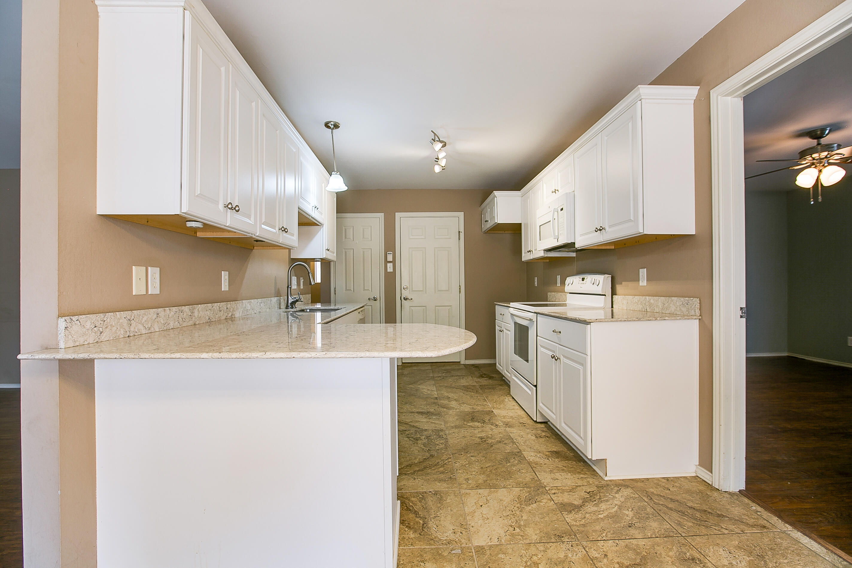 1204 George Lane Property Photo 12