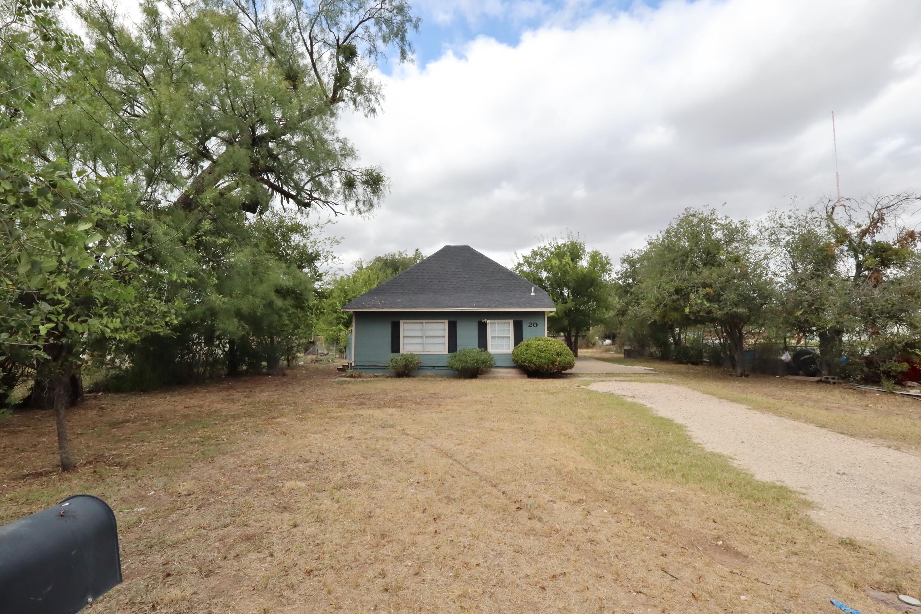20 E 24th Street Property Photo 2