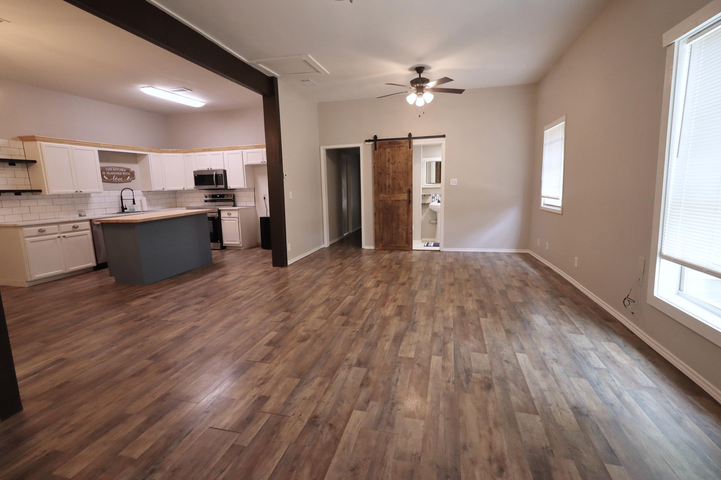 20 E 24th Street Property Photo 5