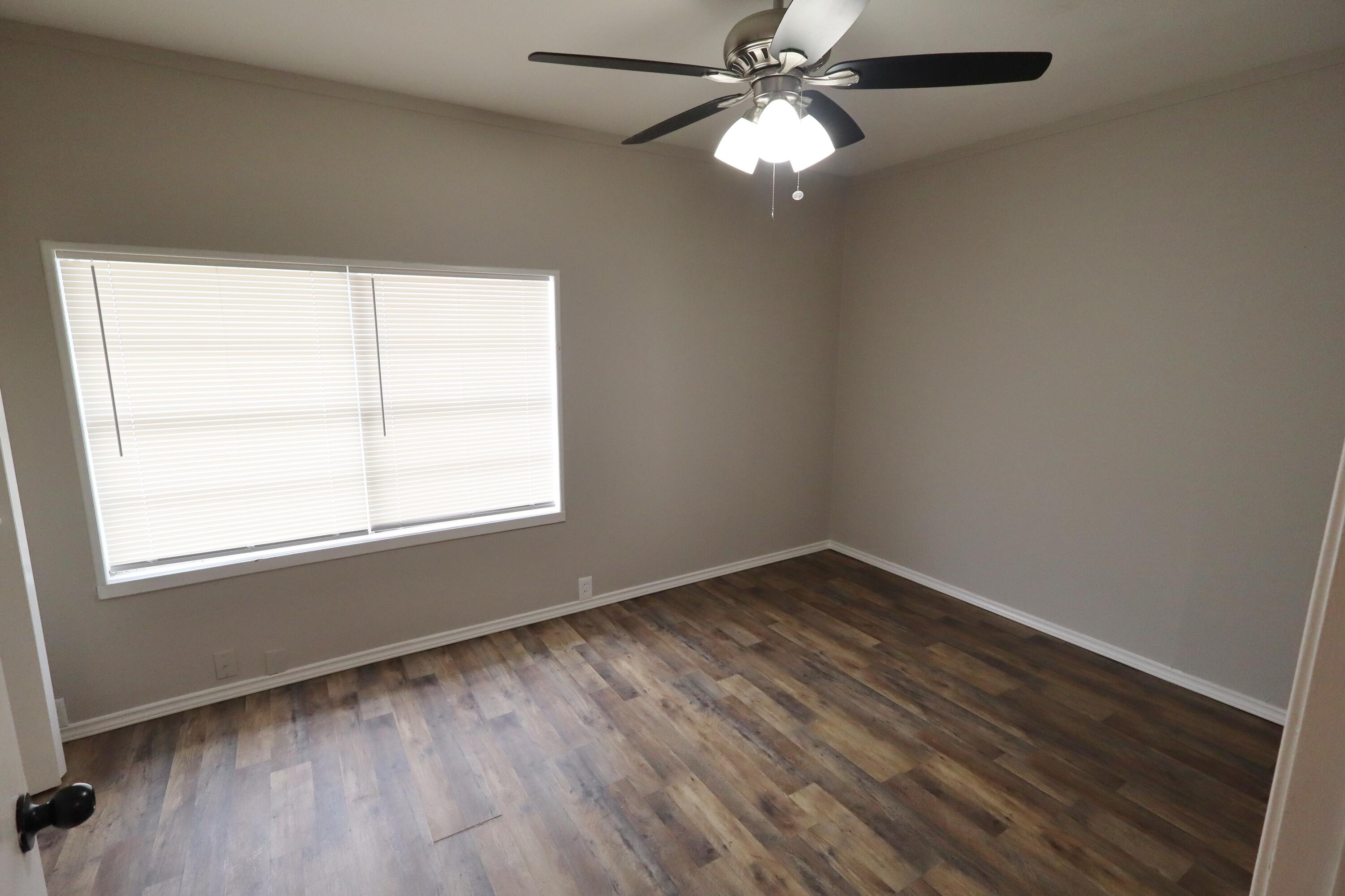 20 E 24th Street Property Photo 22