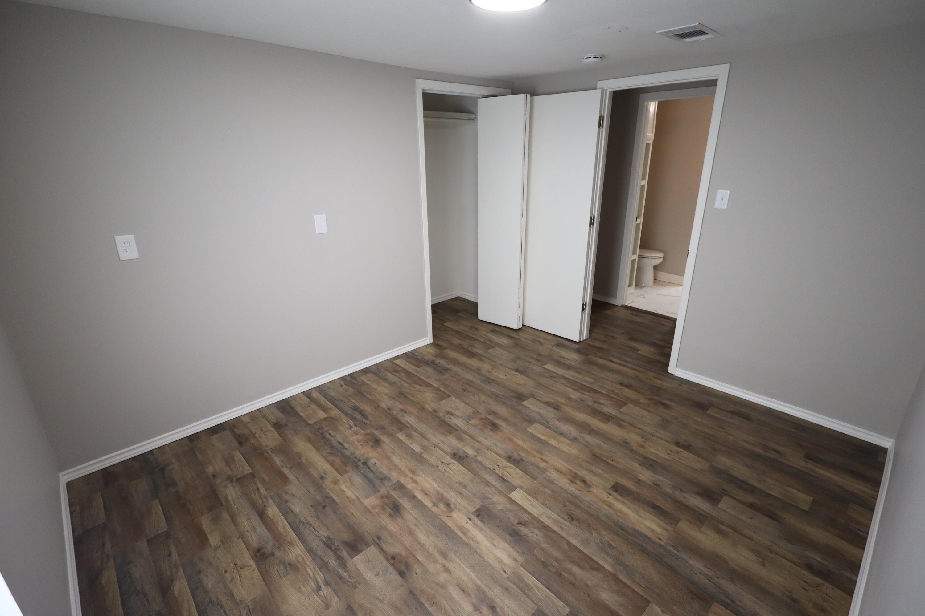 20 E 24th Street Property Photo 27