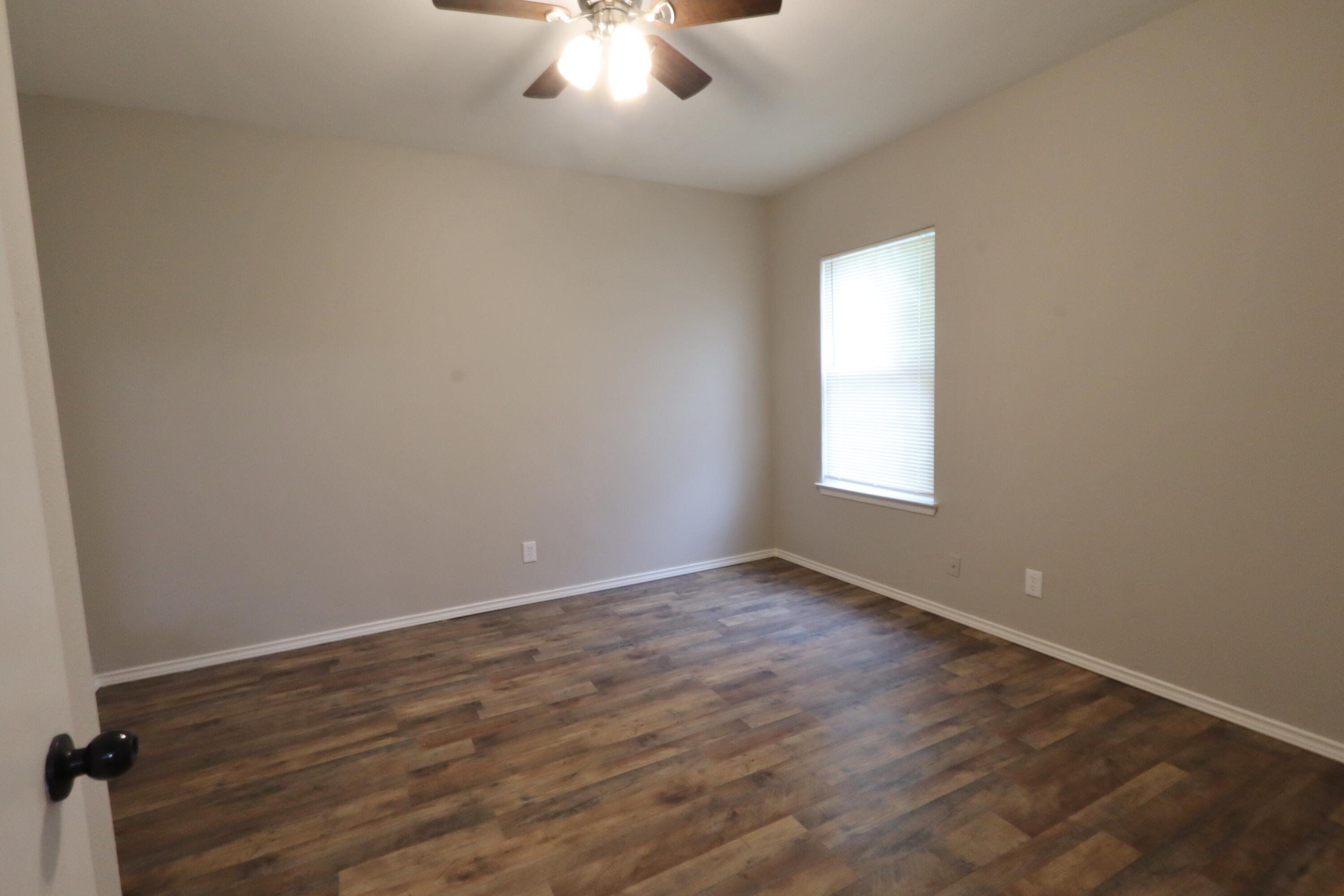20 E 24th Street Property Photo 30