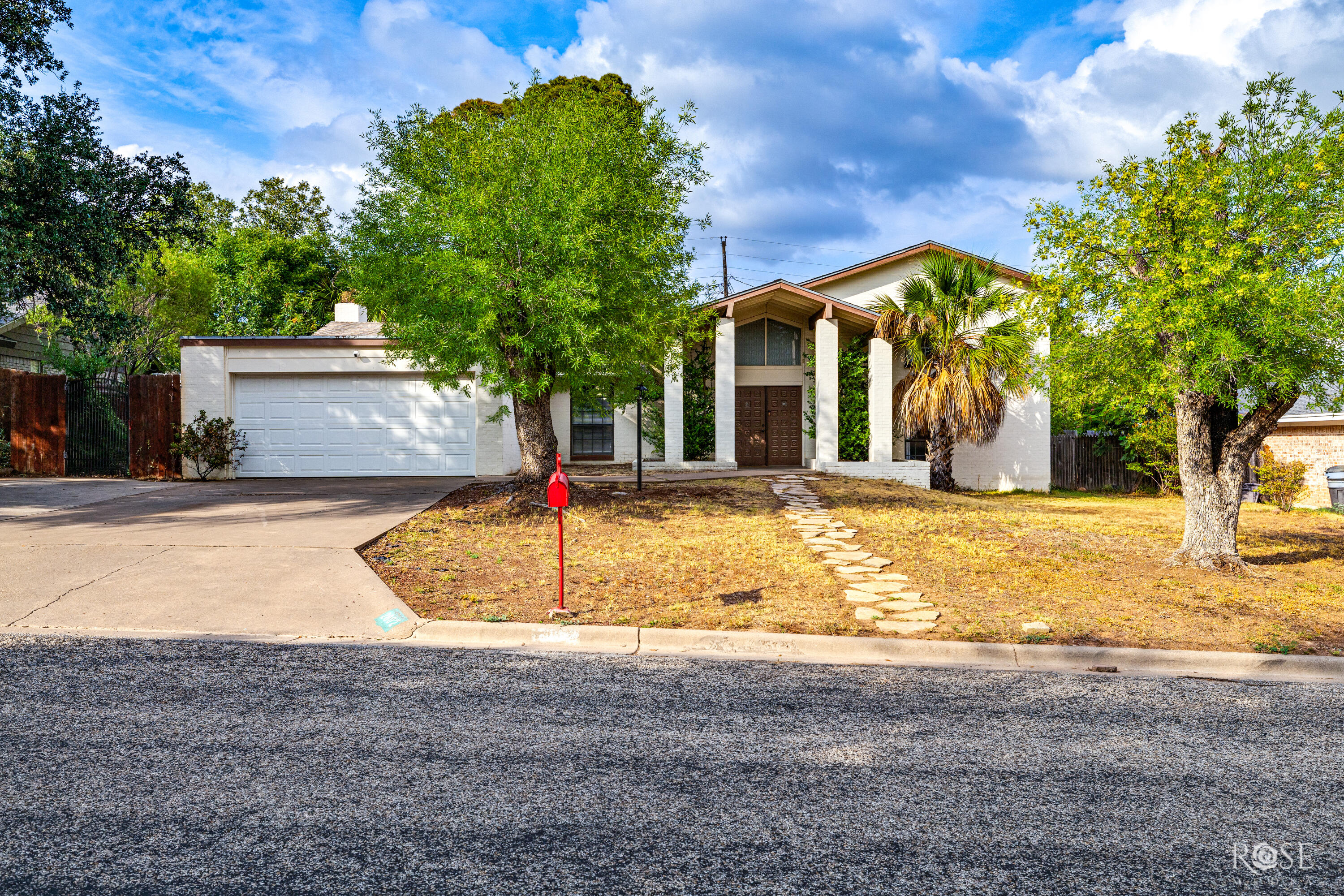 2802 Chatterton Drive Property Photo 1