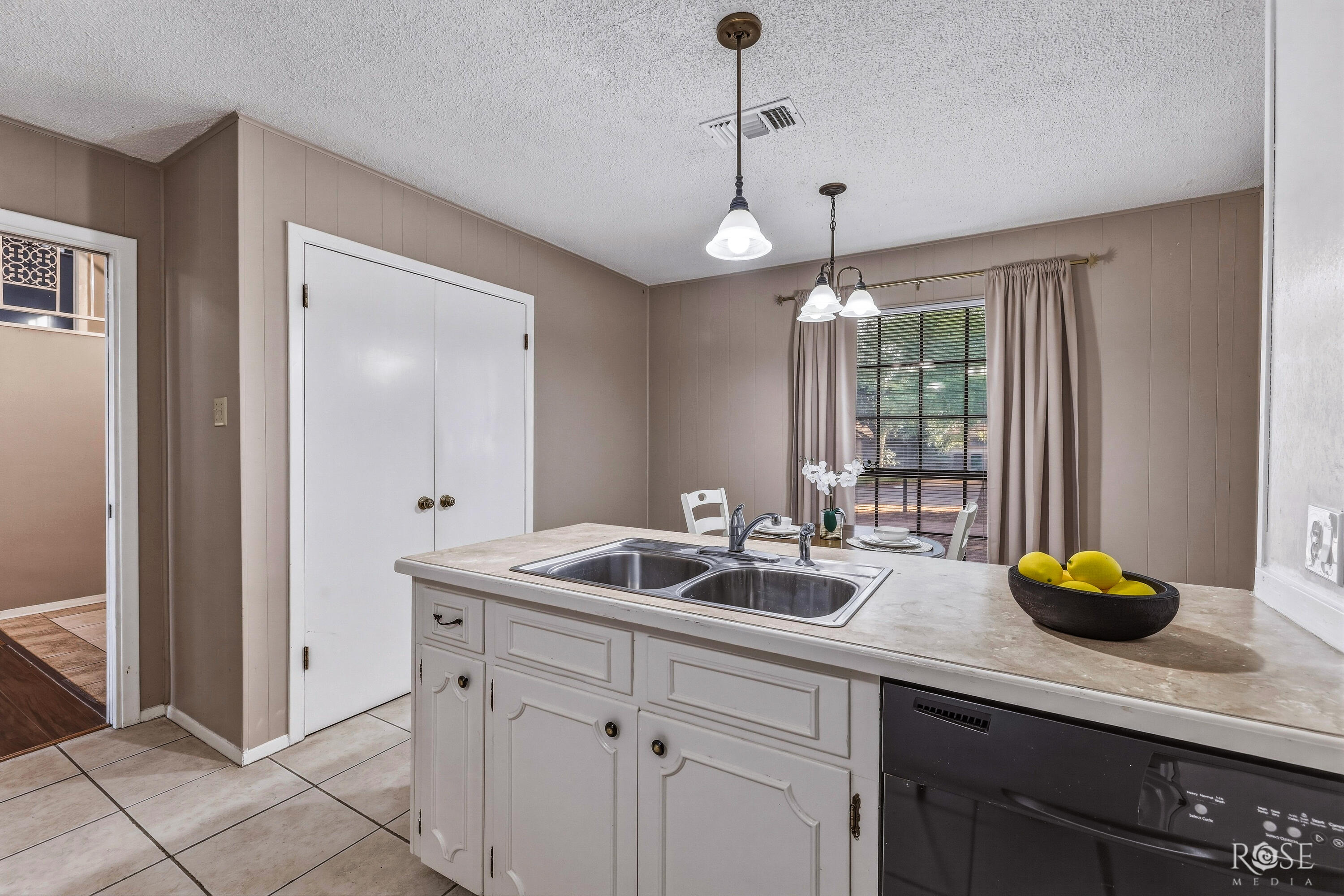 2802 Chatterton Drive Property Photo 13
