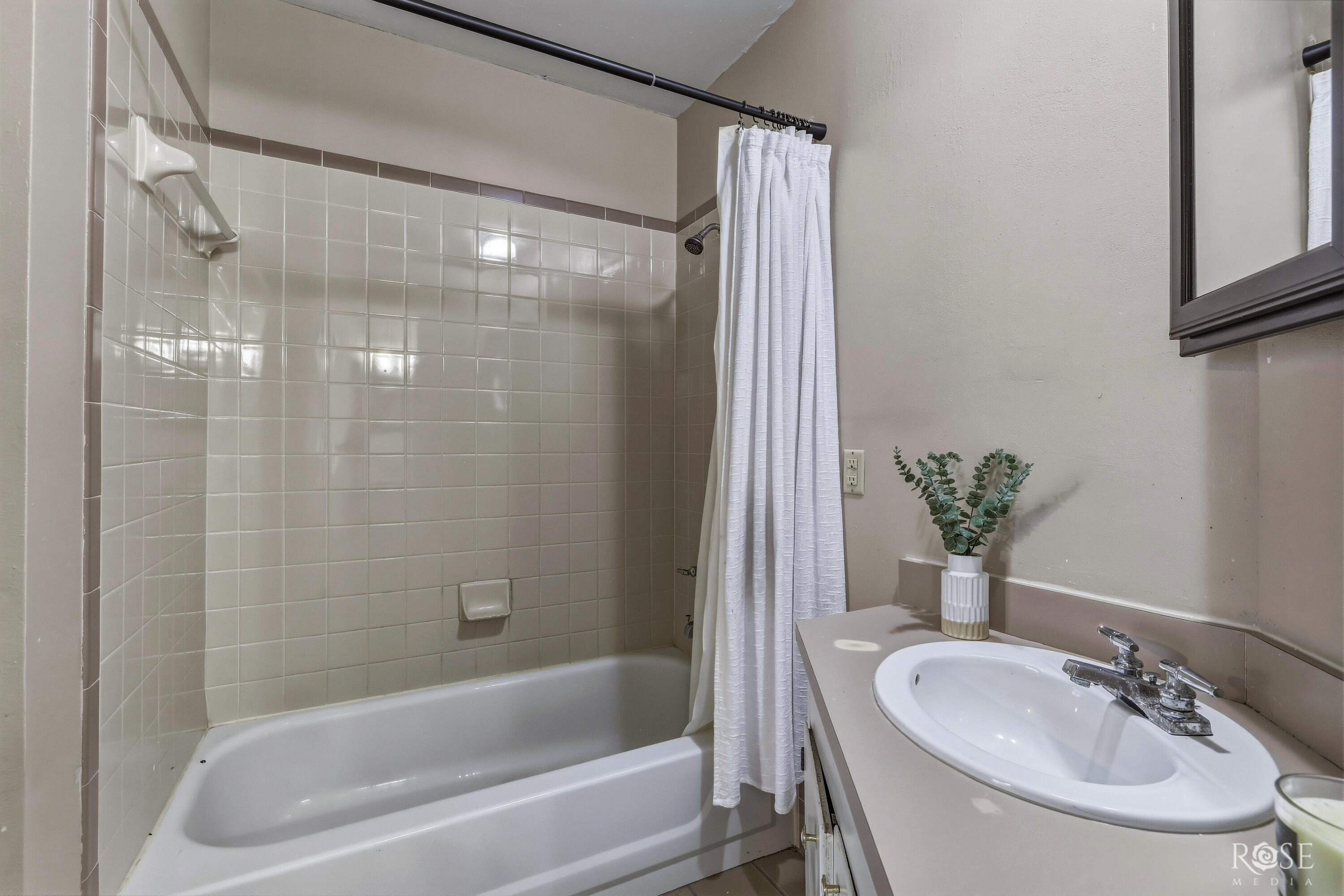 2802 Chatterton Drive Property Photo 24