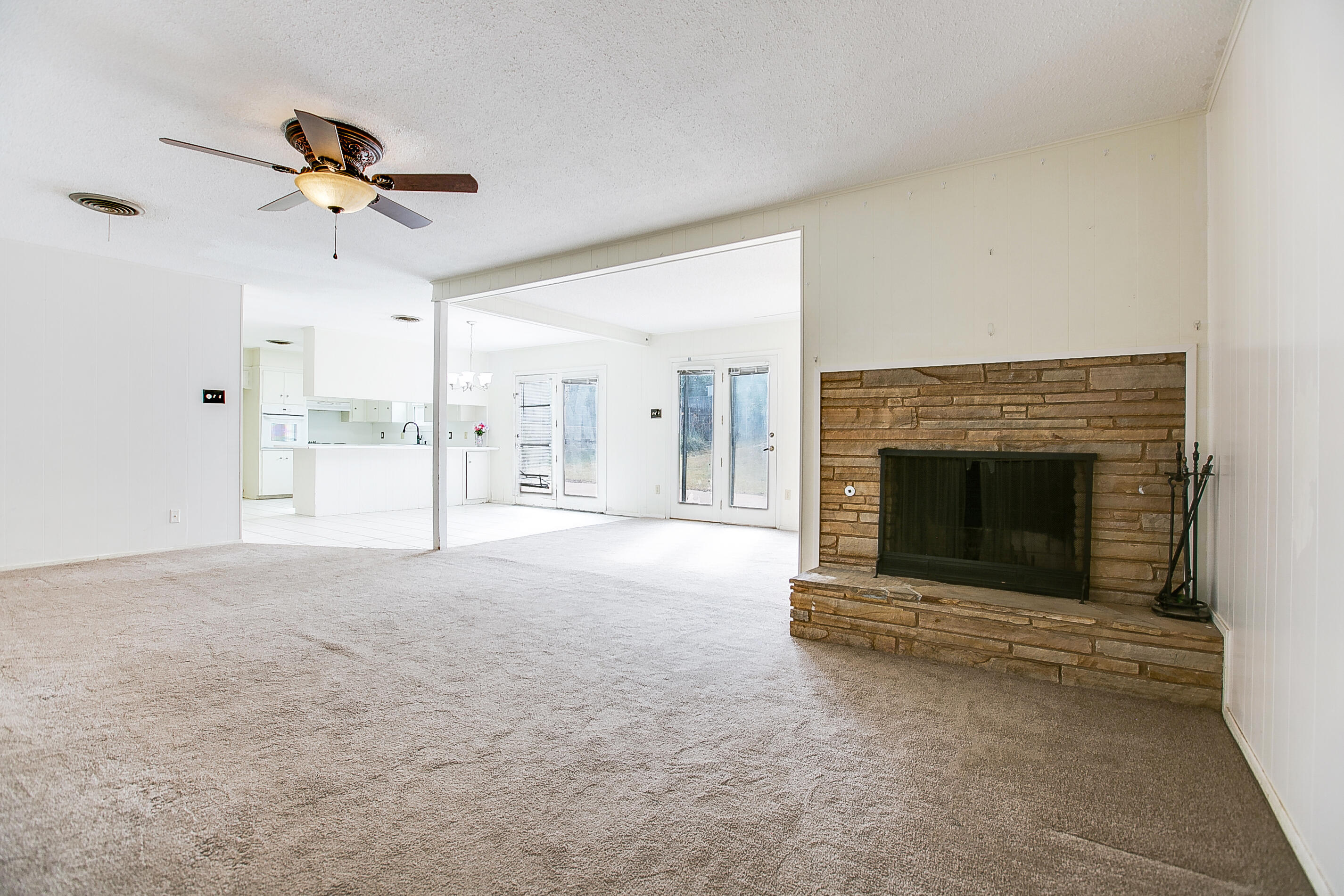 3509 W Beauregard Avenue Property Photo 9