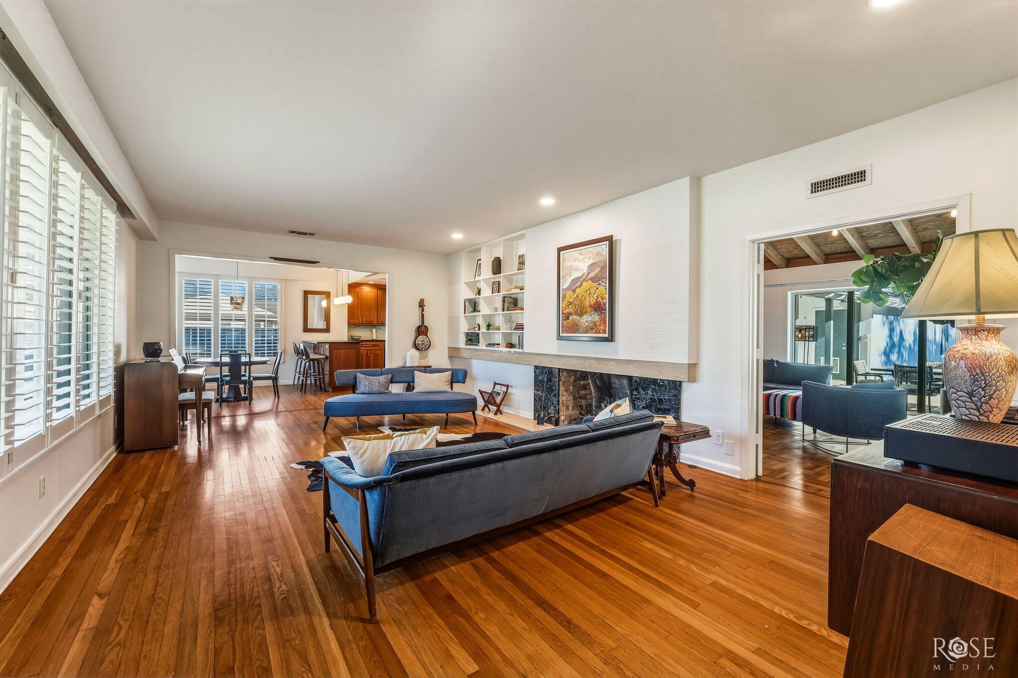 2501 Live Oak Street Property Photo 3