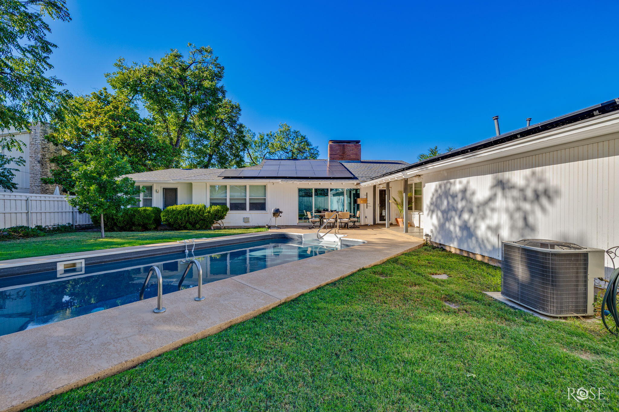 2501 Live Oak Street Property Photo 23
