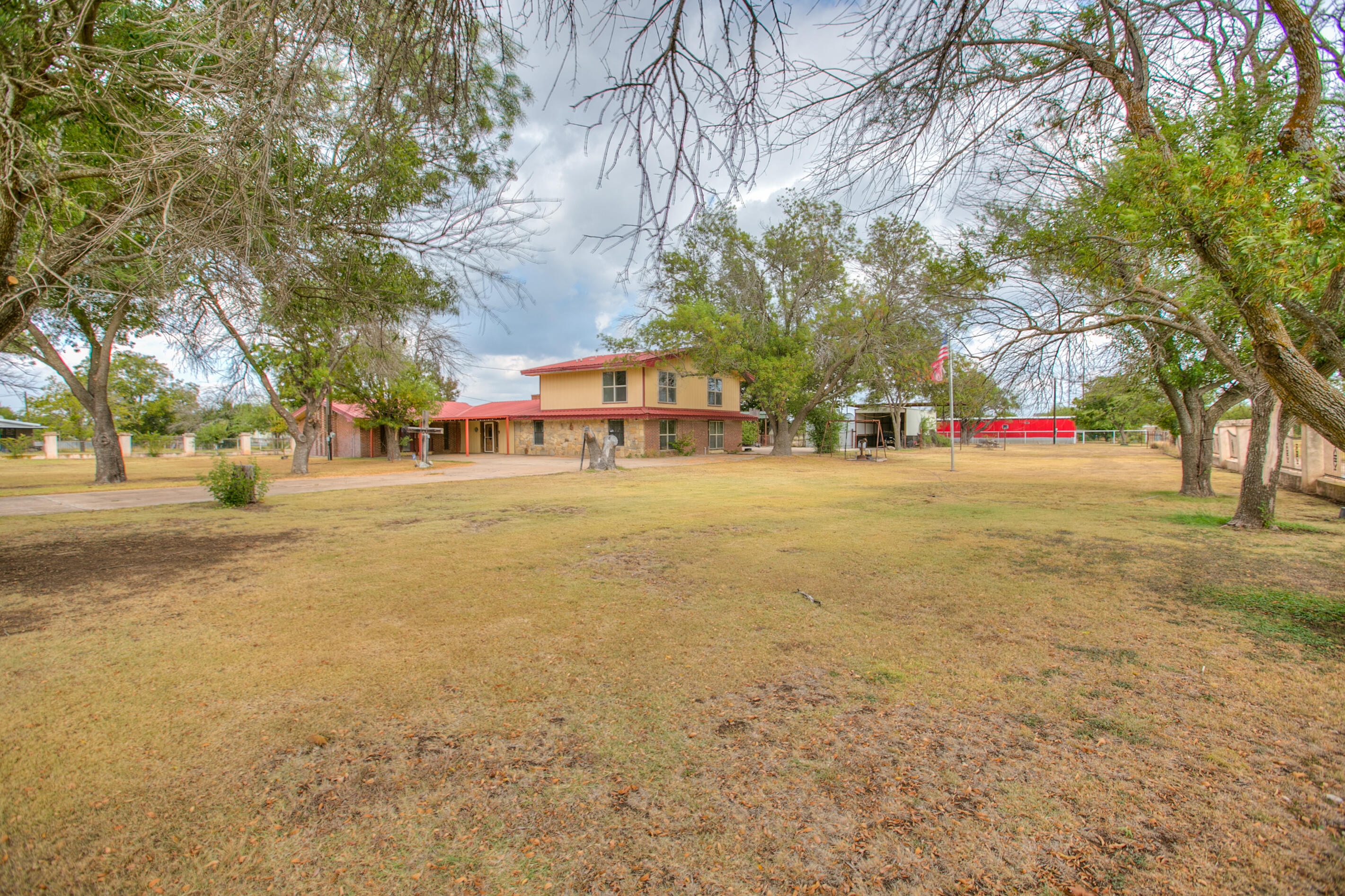 208 East Street Property Photo 1