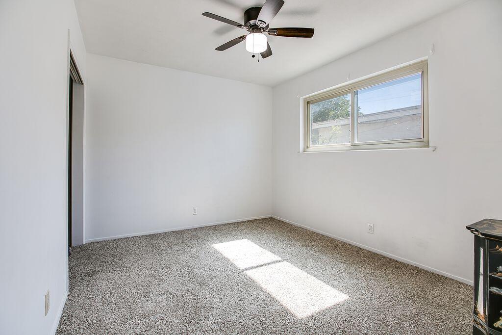 2306 Brown Street Property Photo 24