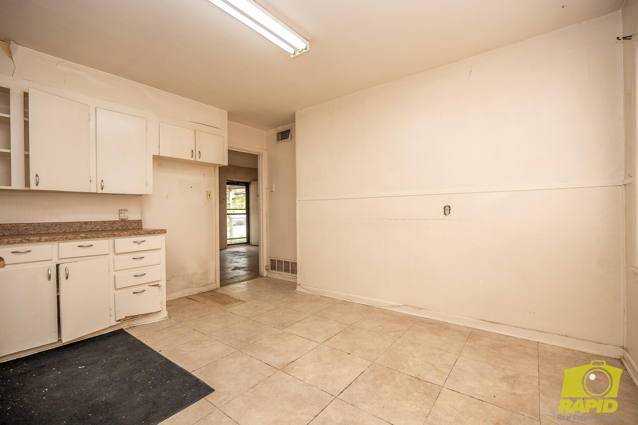 215 Windham Street Property Photo 10