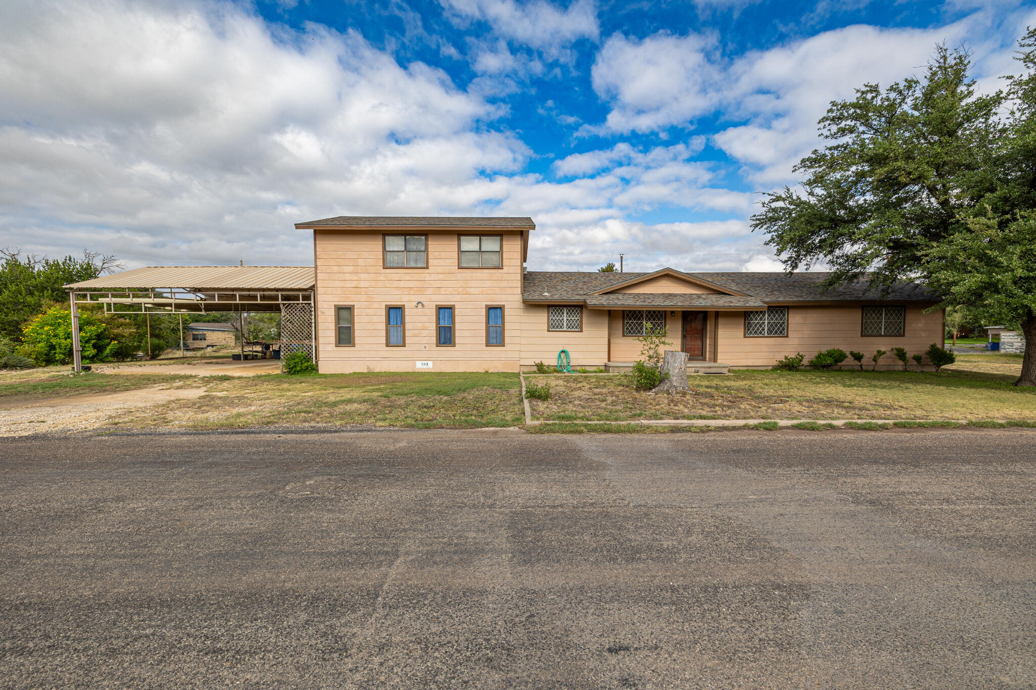 103 Live Oak Drive Property Photo 1