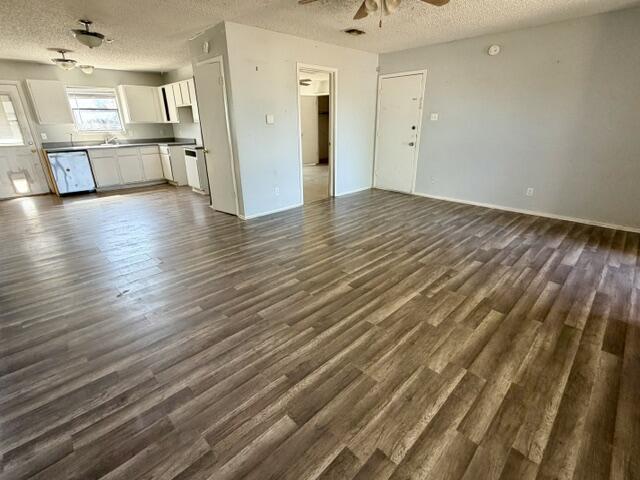 821 Van Zandt Street Property Photo 2