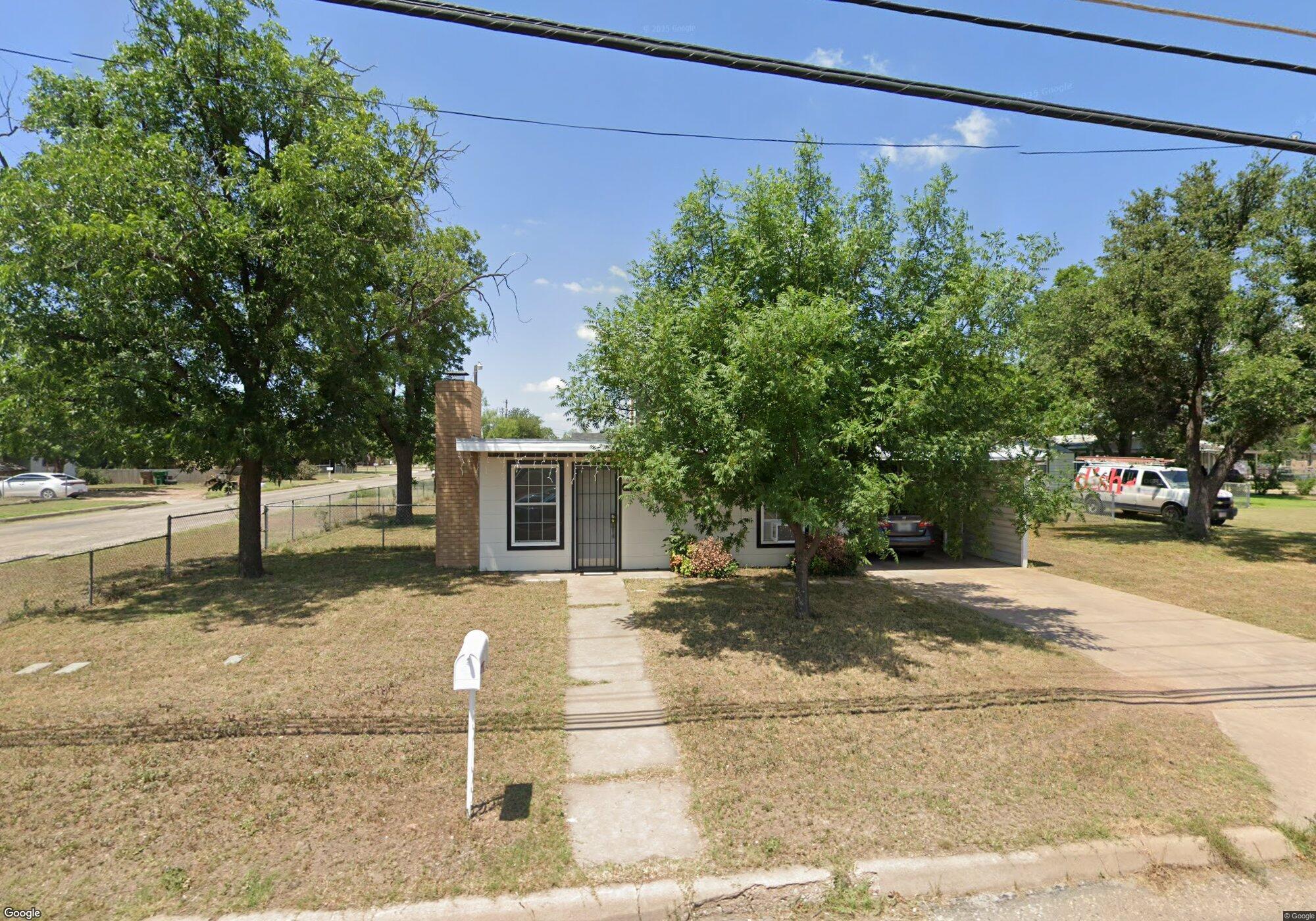 1103 N Garfield Street Property Photo 1