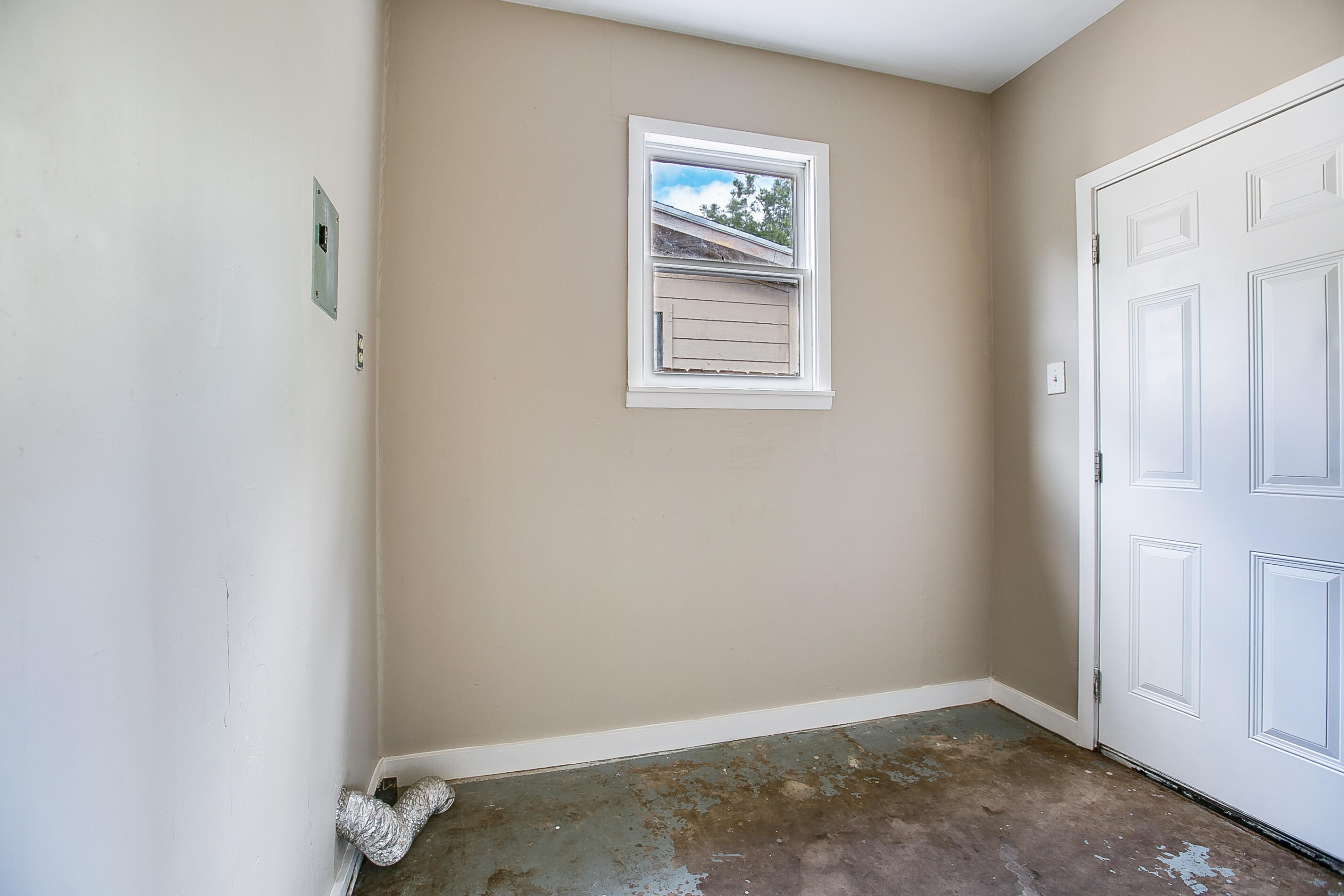 1134 E 24th Street Property Photo 20