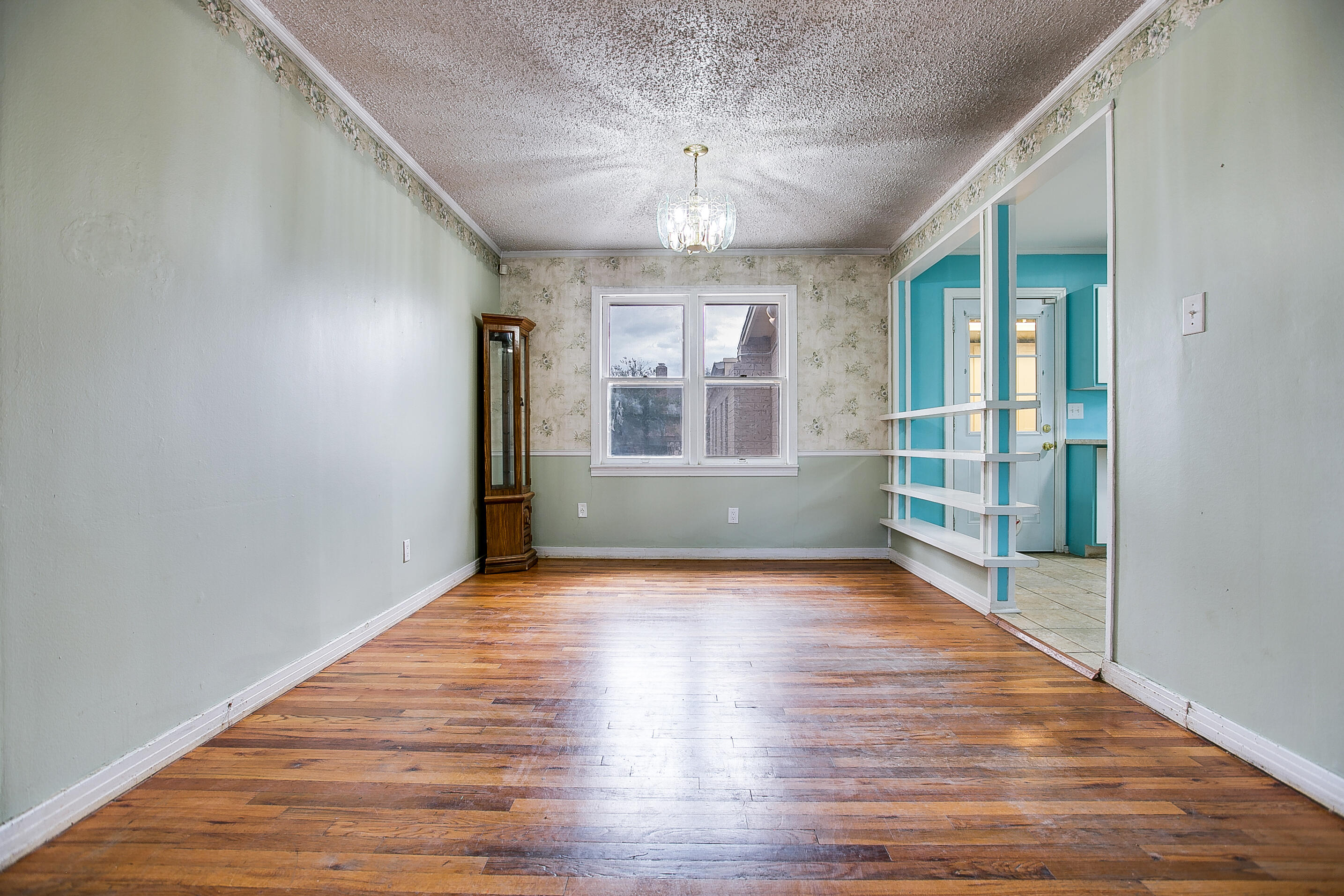 501 E 46th Street Property Photo 13