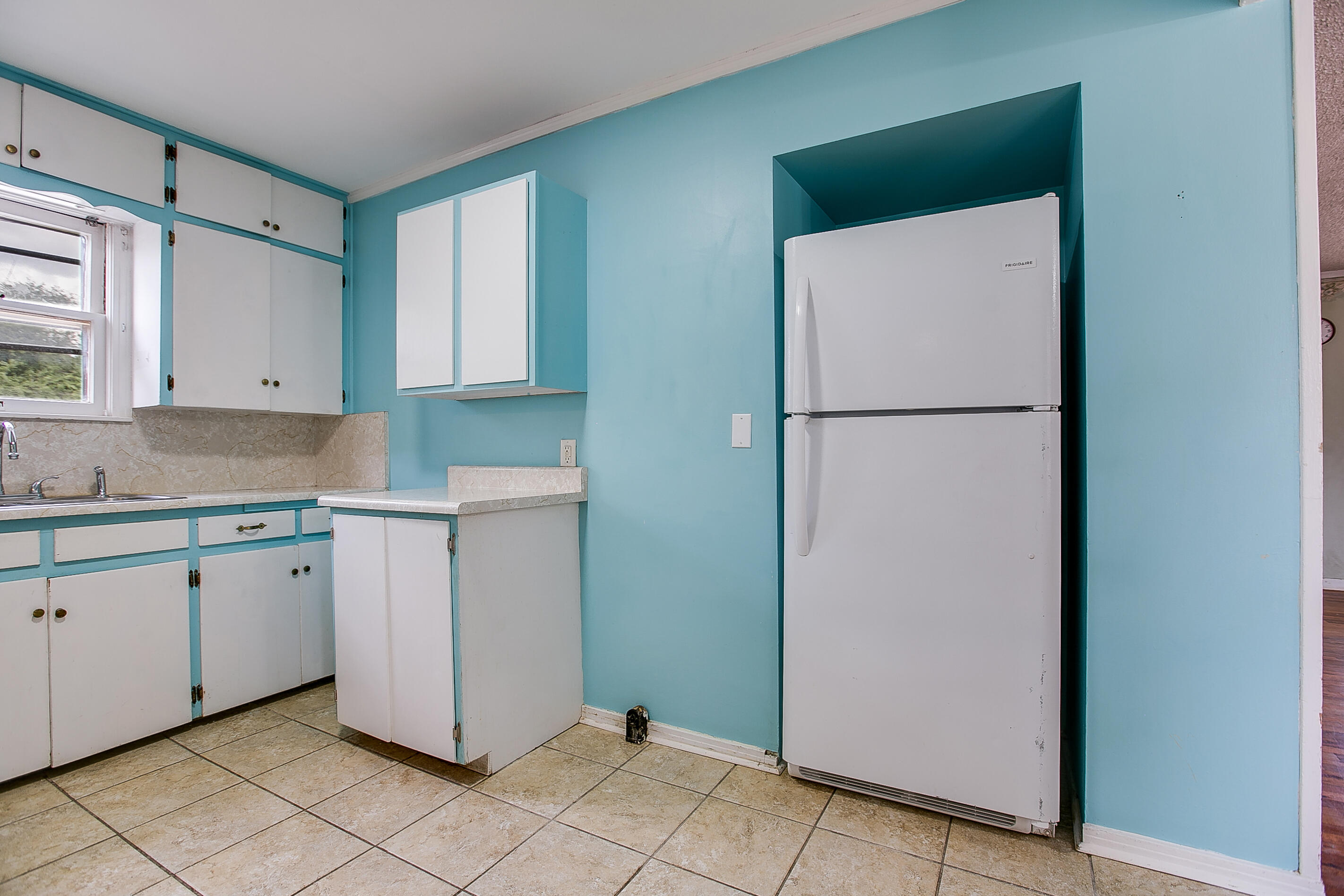 501 E 46th Street Property Photo 15