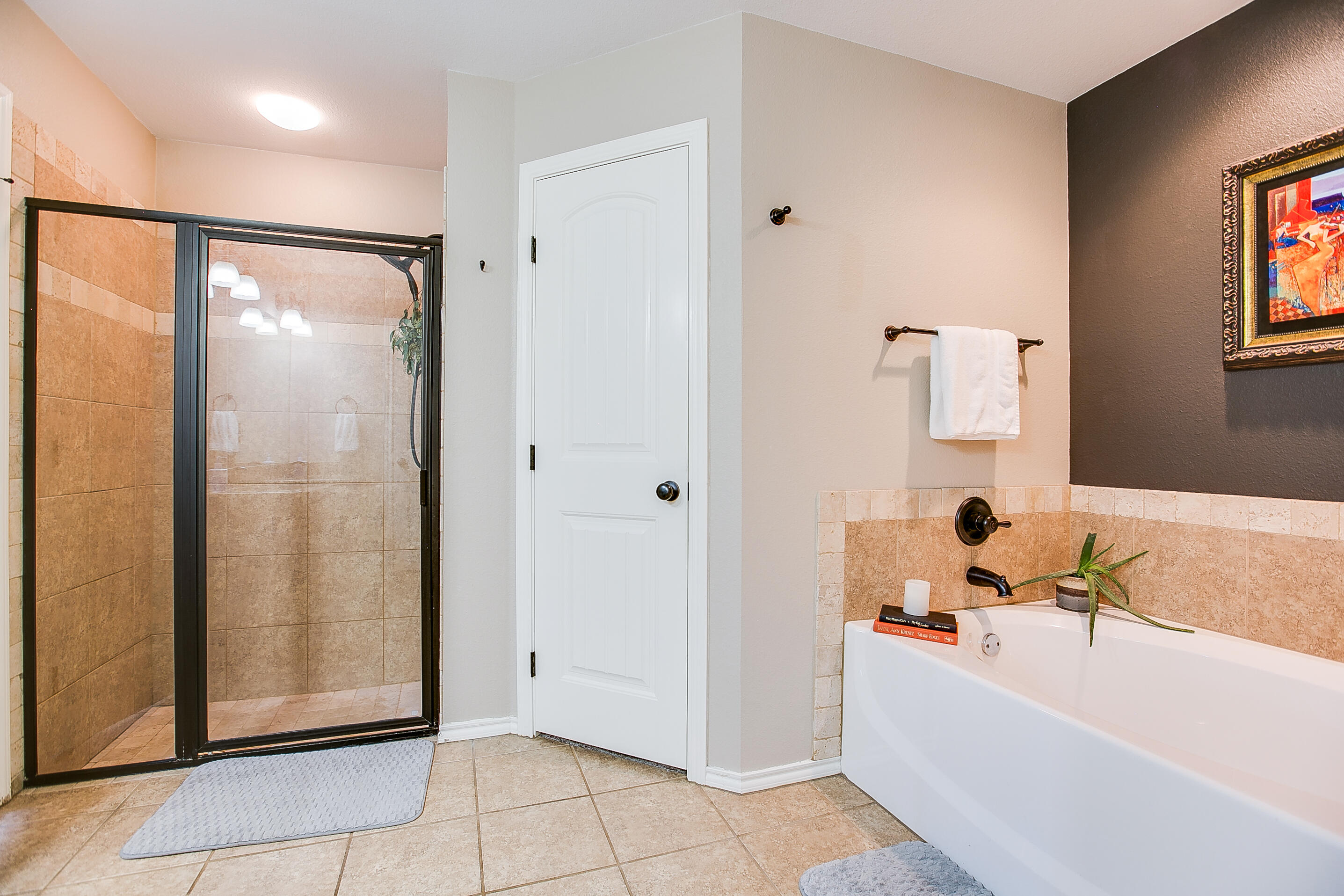 6006 San Saba Street Property Photo 22