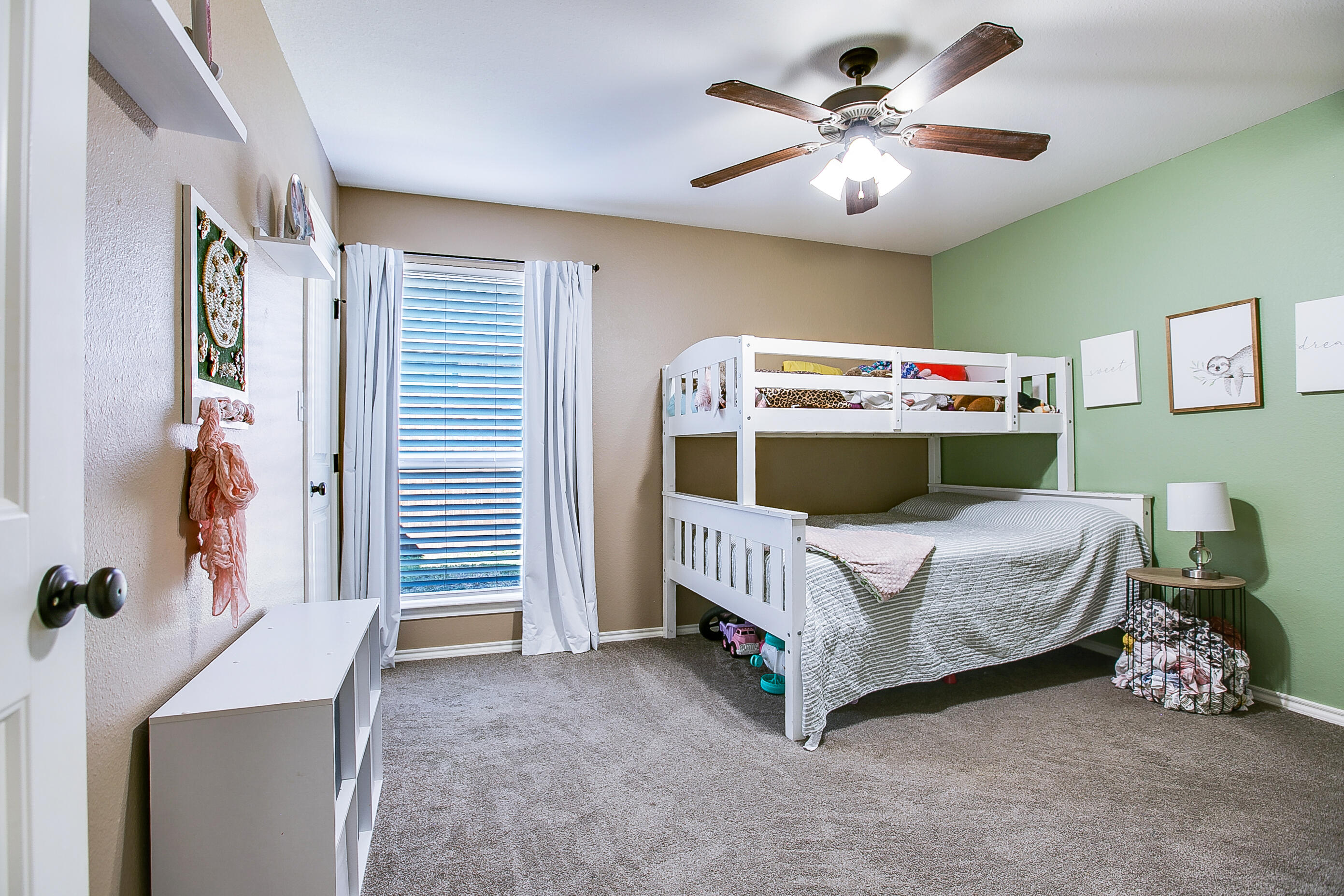 6006 San Saba Street Property Photo 26