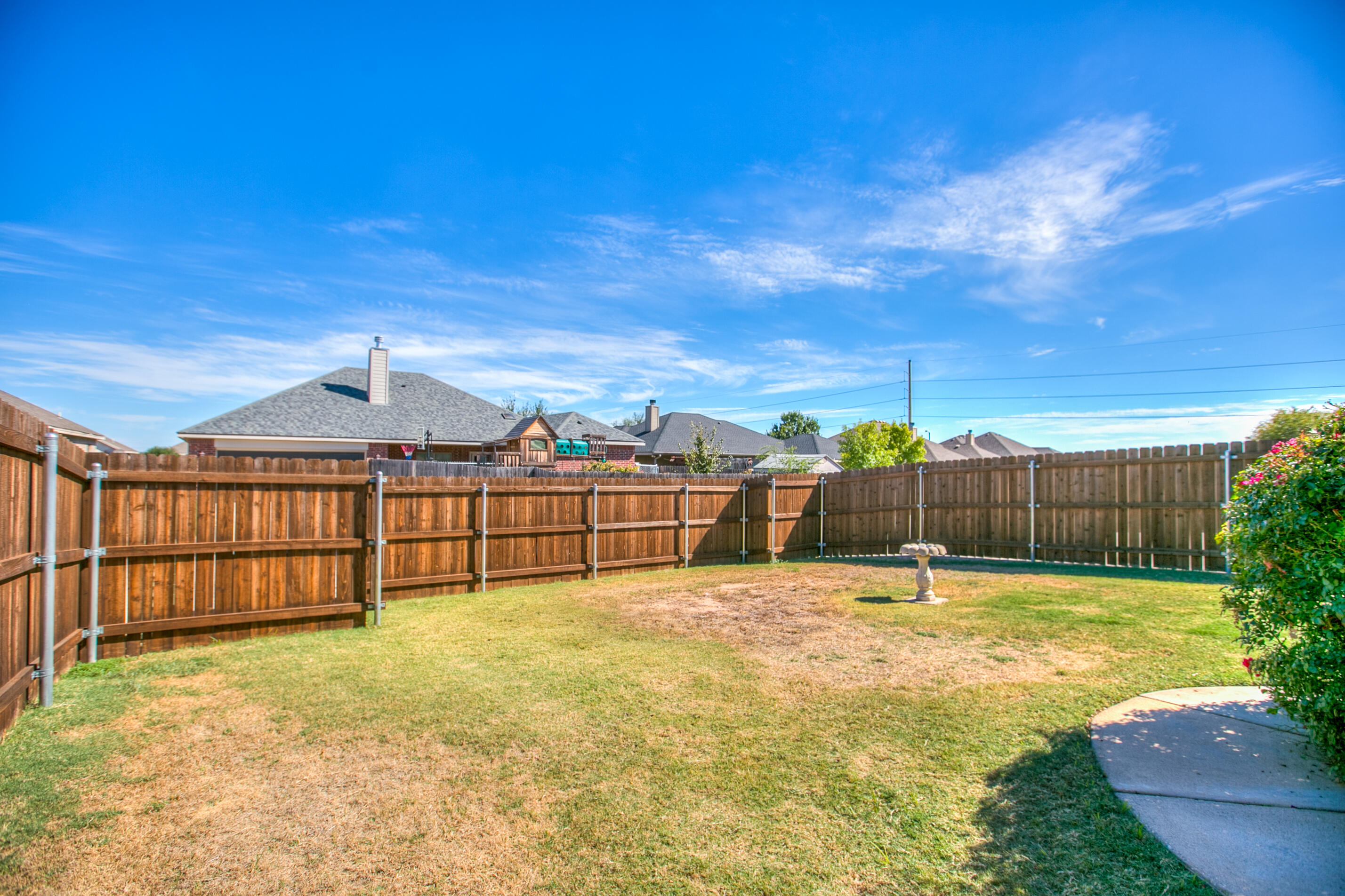 6006 San Saba Street Property Photo 33