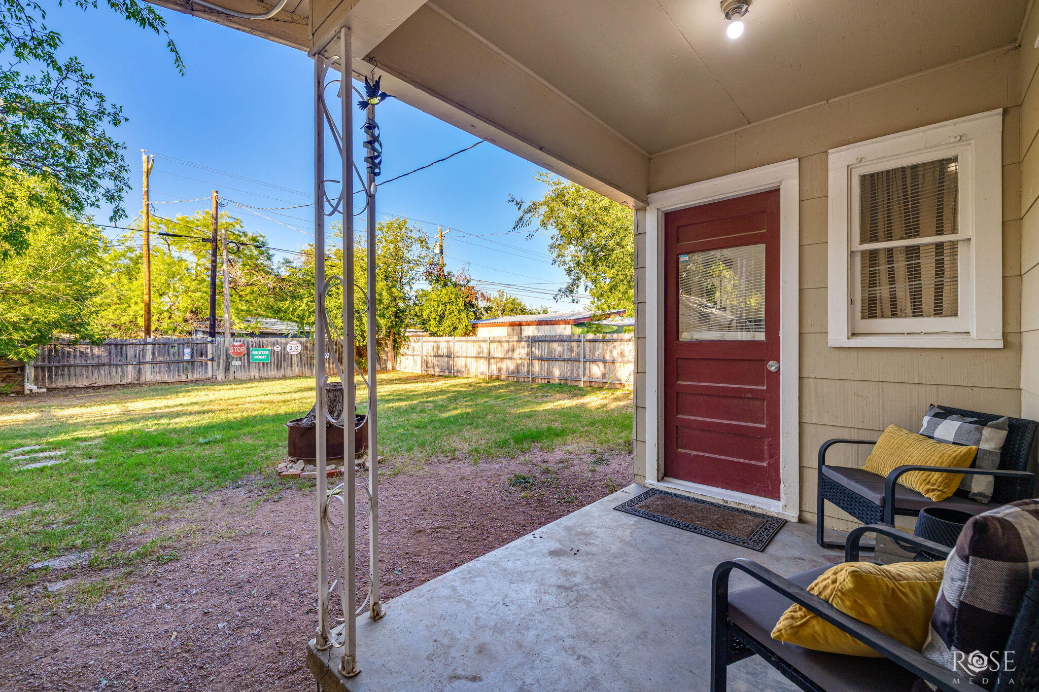318 River Oaks Street Property Photo 13