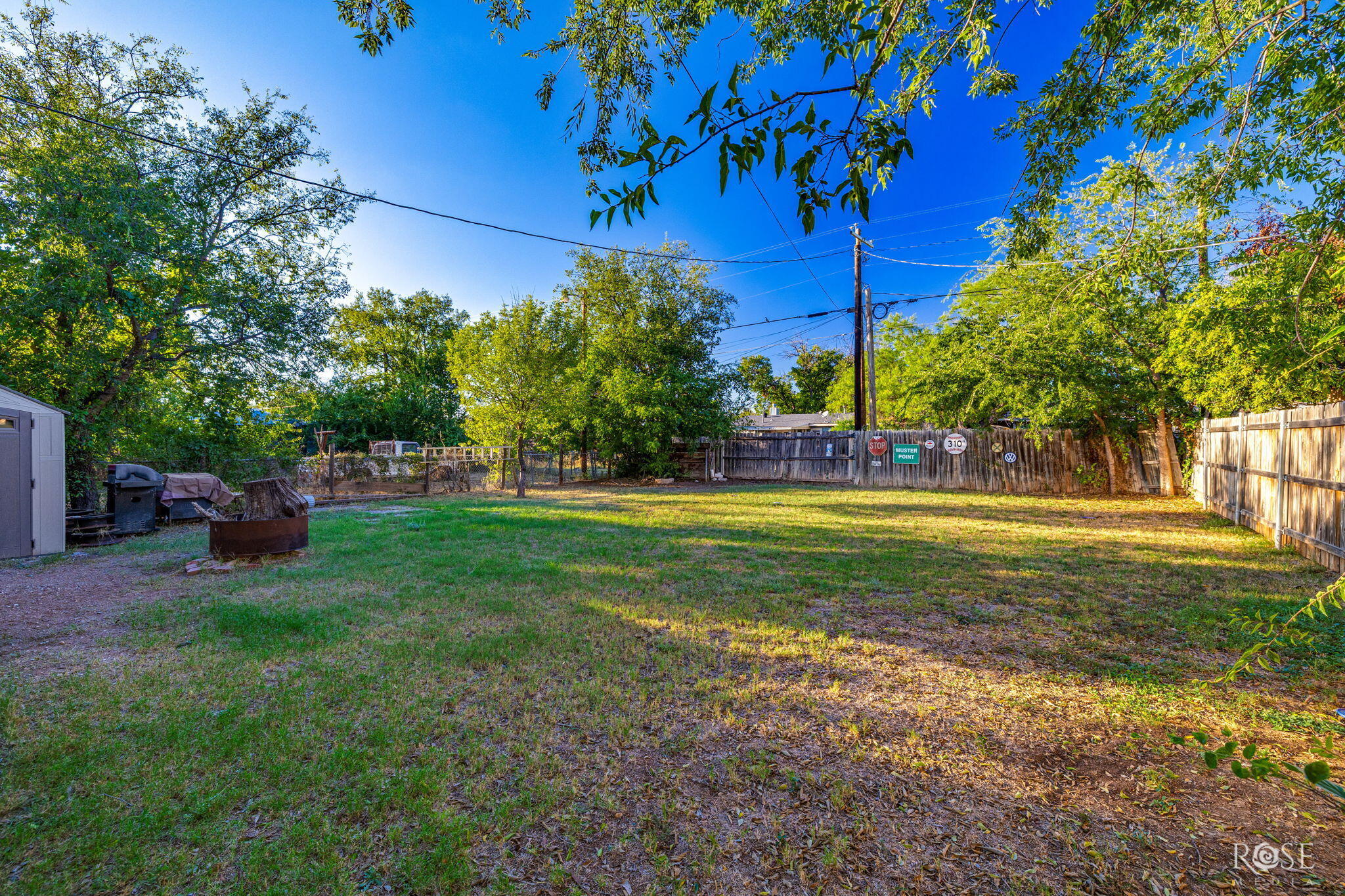 318 River Oaks Street Property Photo 15