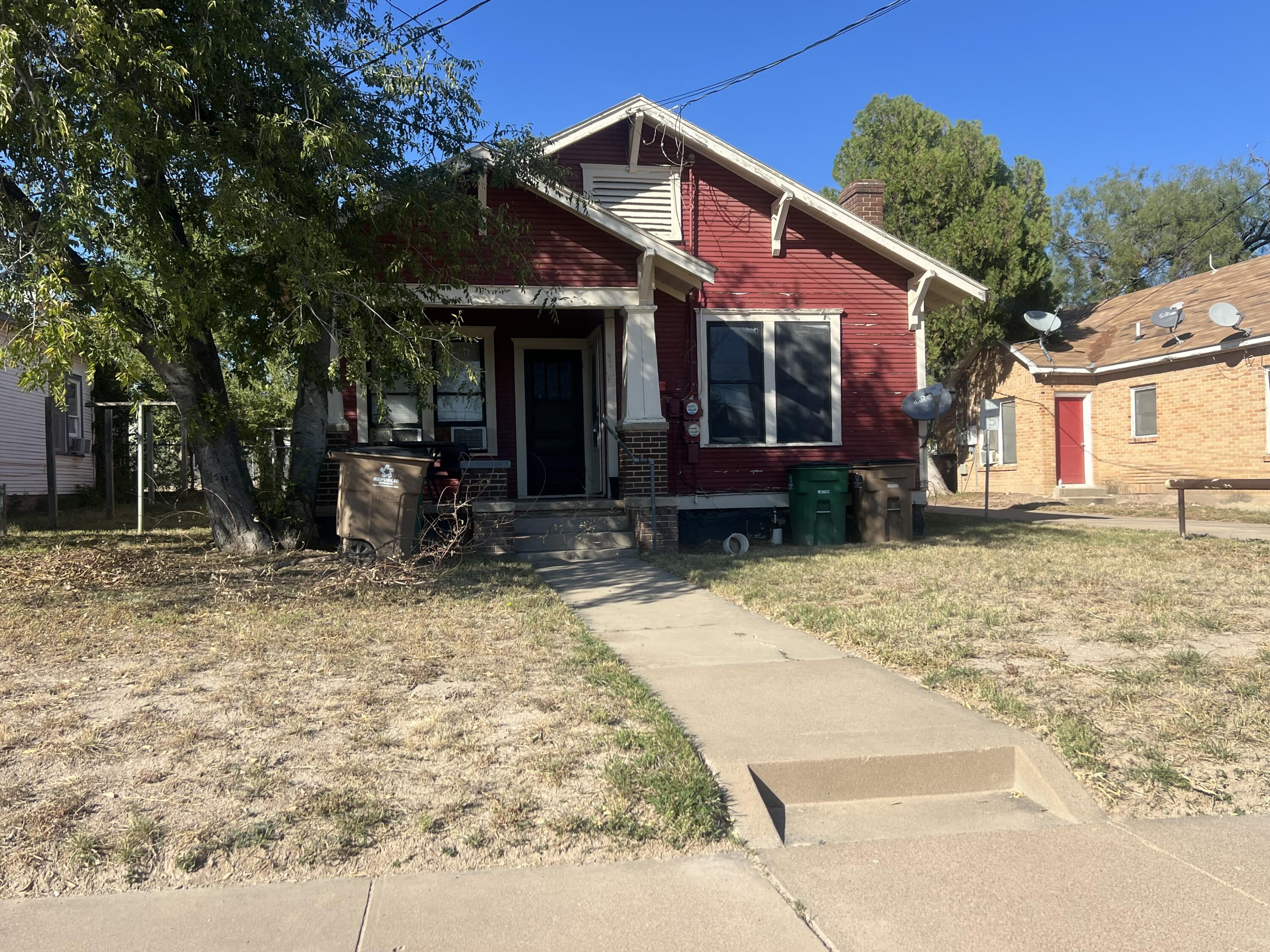 612 E Harris Avenue Property Photo 24