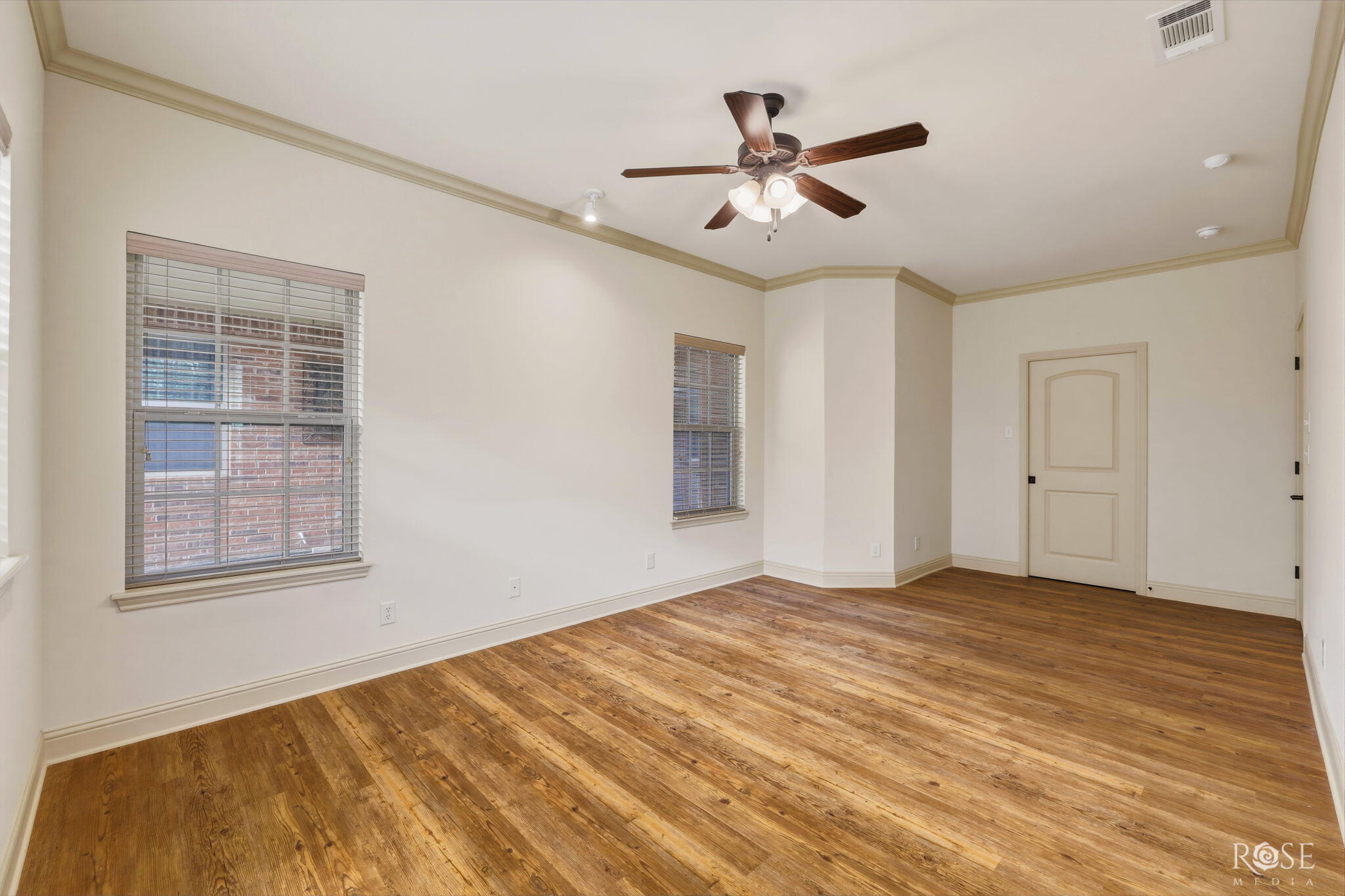 3011 Champion Circle Property Photo 5