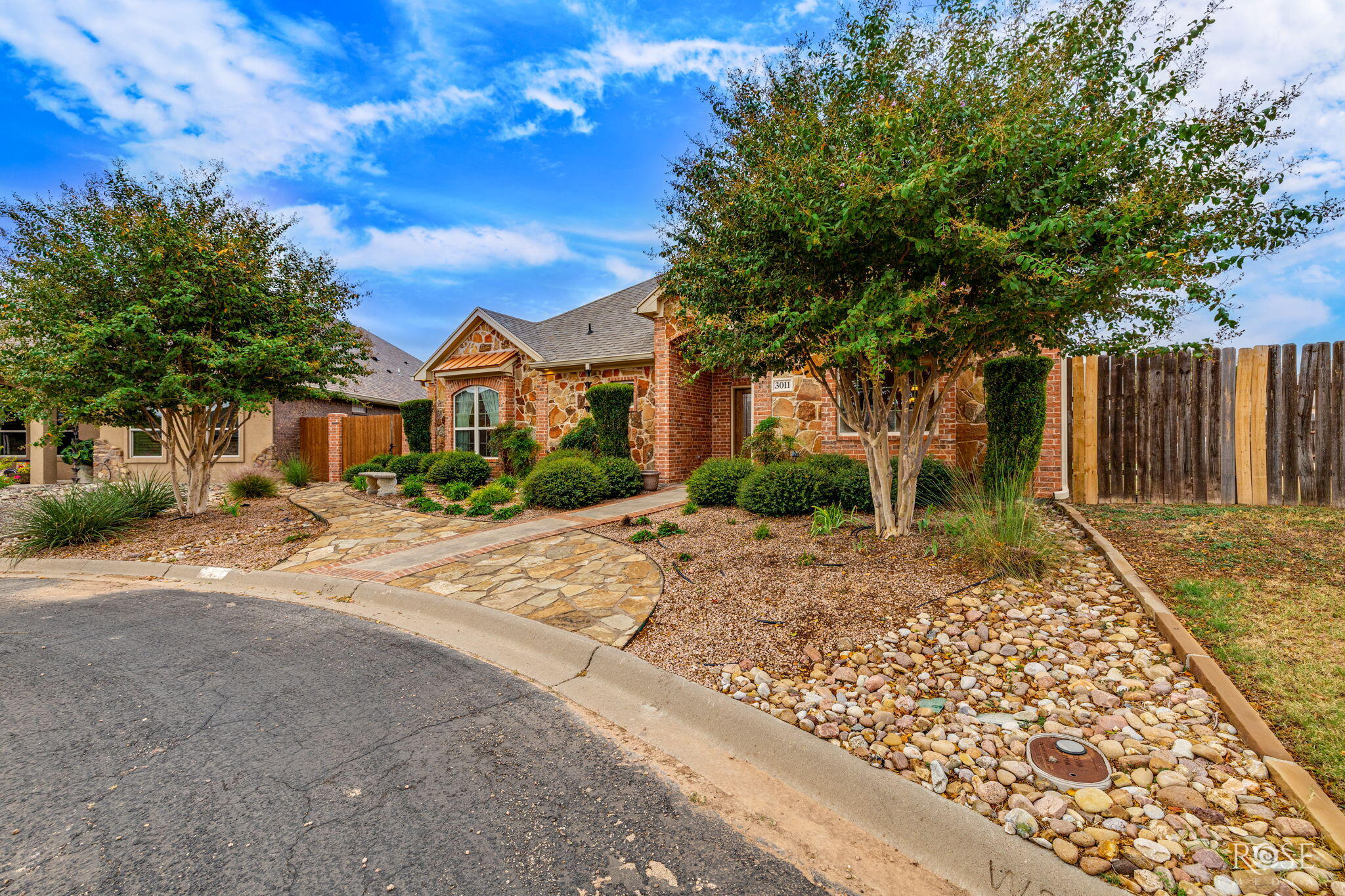 3011 Champion Circle Property Photo 10