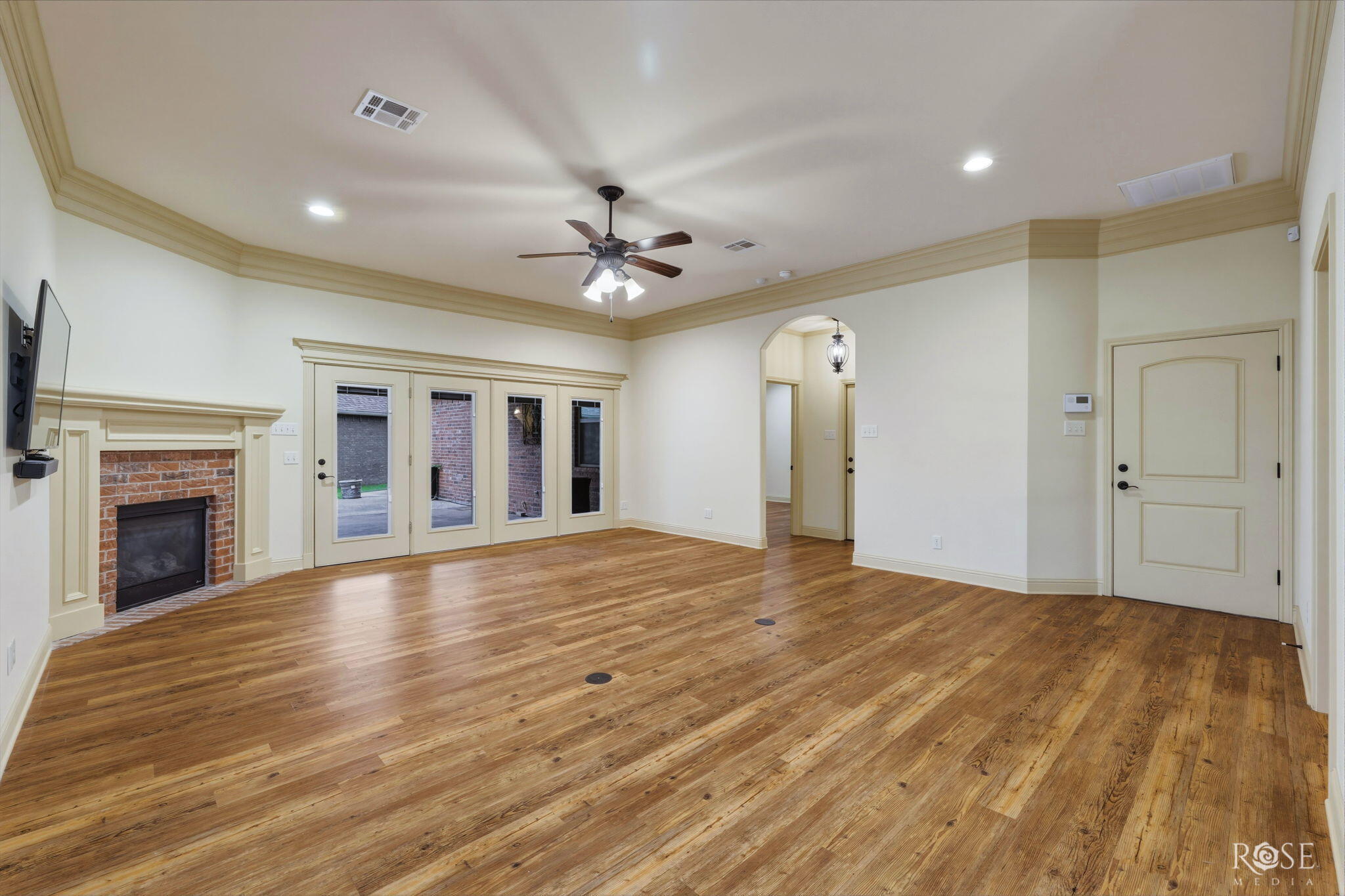 3011 Champion Circle Property Photo 12