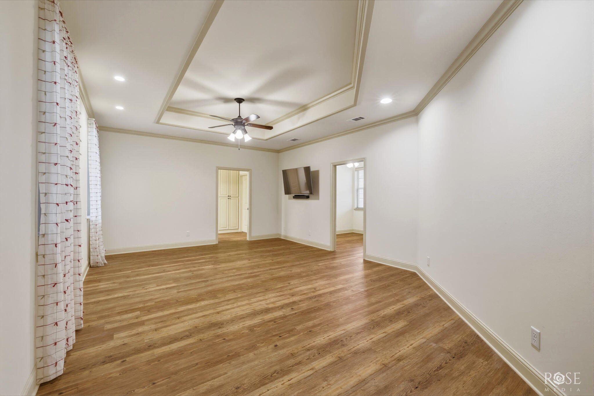 3011 Champion Circle Property Photo 18