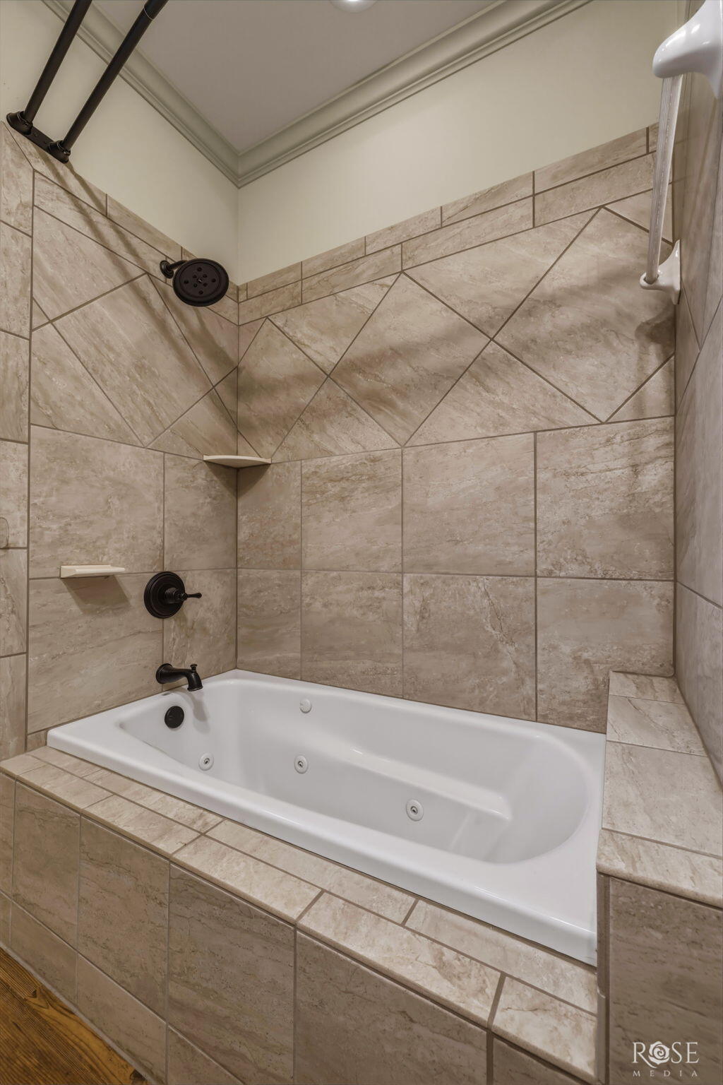 3011 Champion Circle Property Photo 27