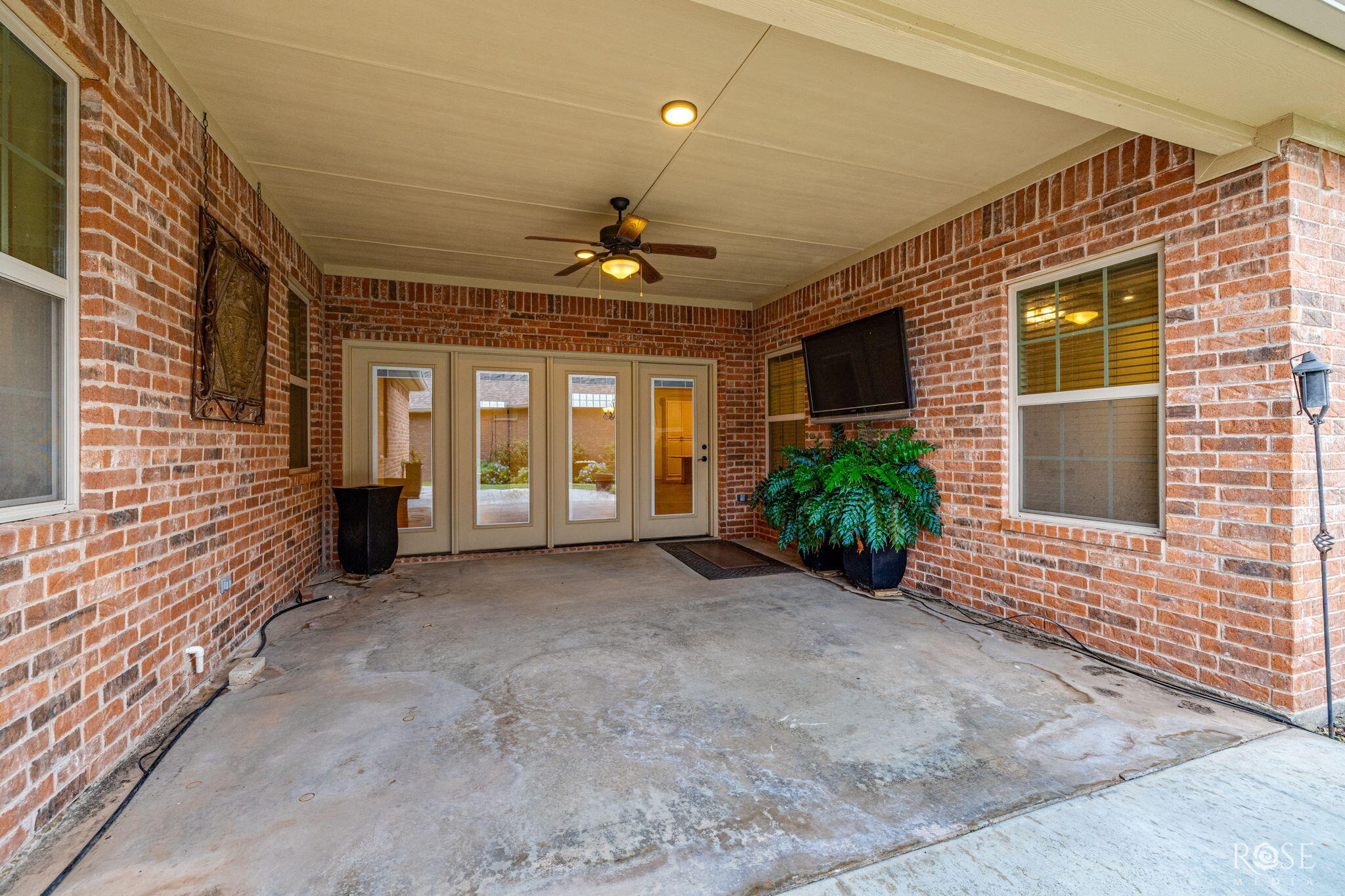 3011 Champion Circle Property Photo 32