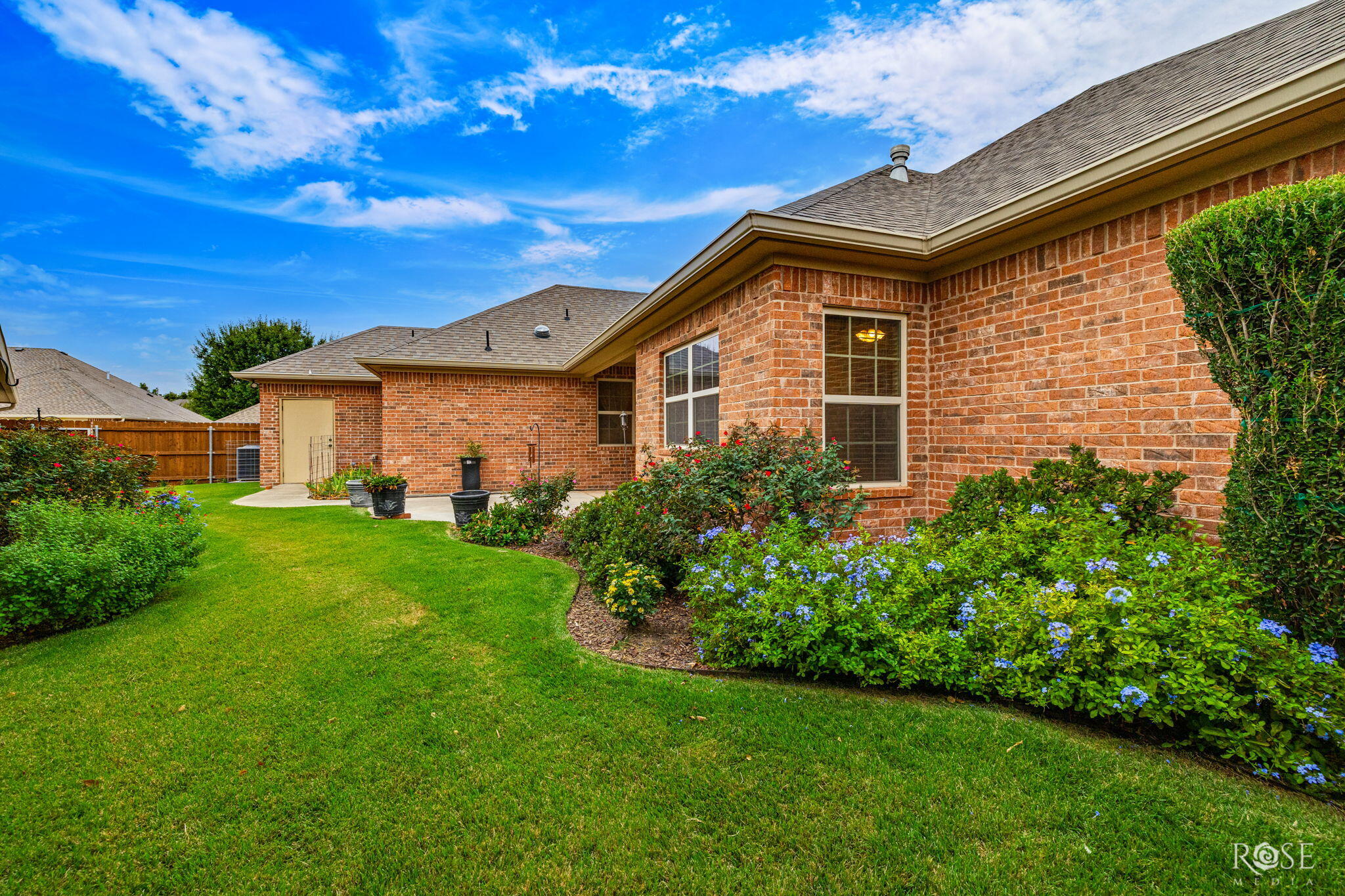 3011 Champion Circle Property Photo 34