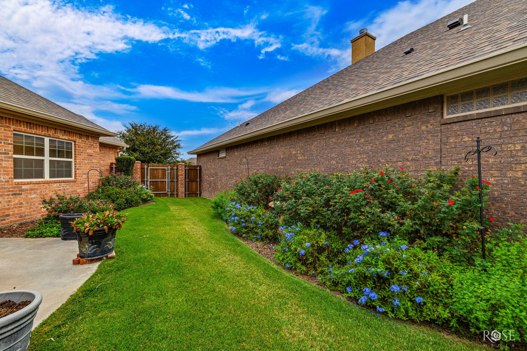 3011 Champion Circle Property Photo 35