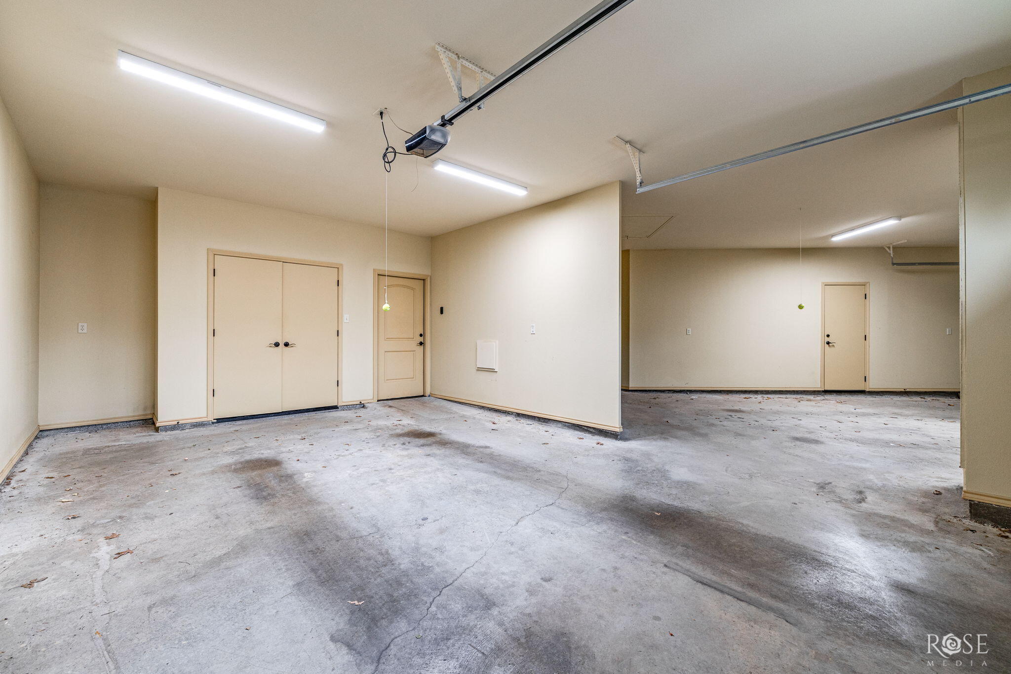 3011 Champion Circle Property Photo 41