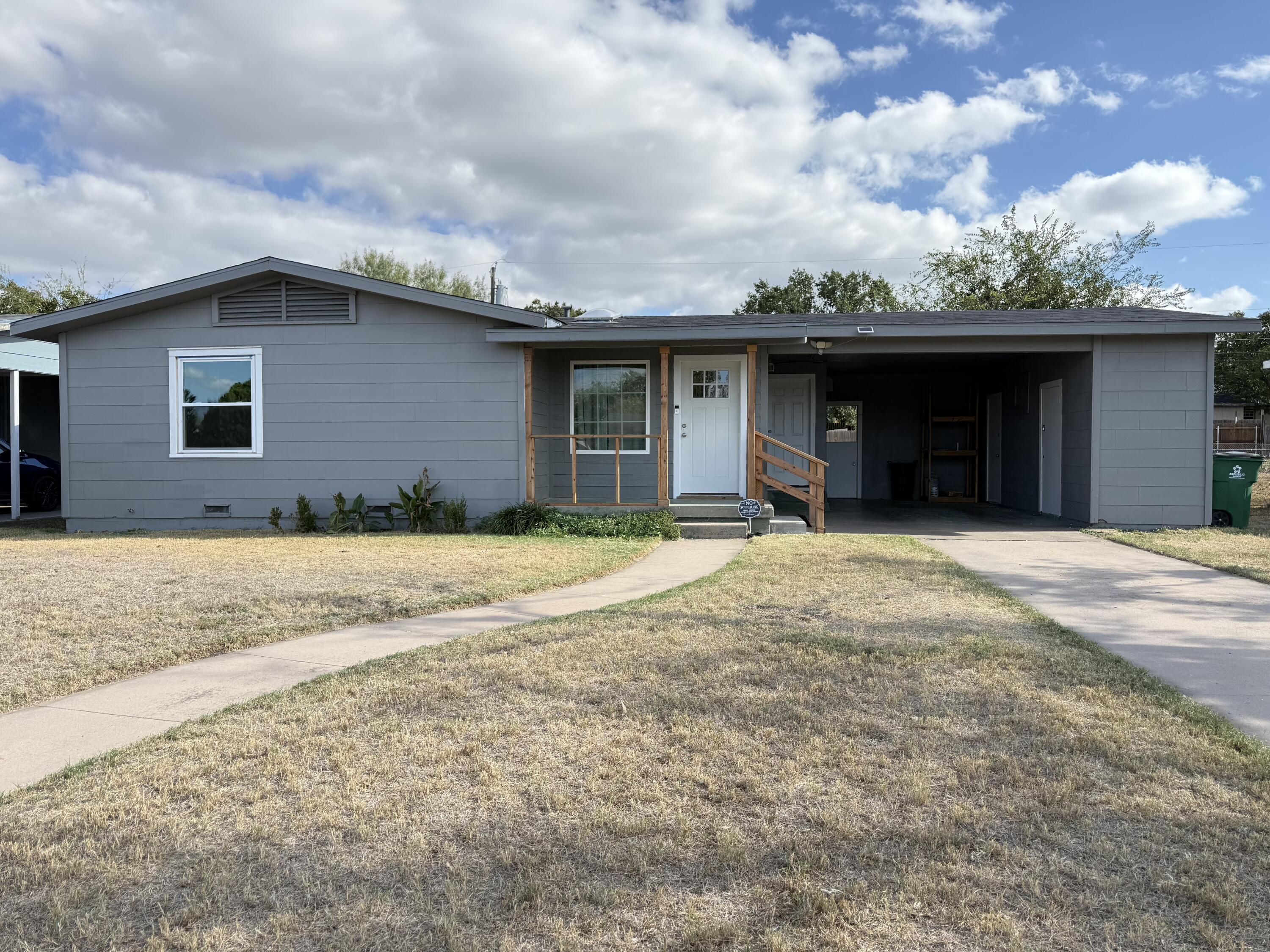 2123 Raney Street Property Photo 1