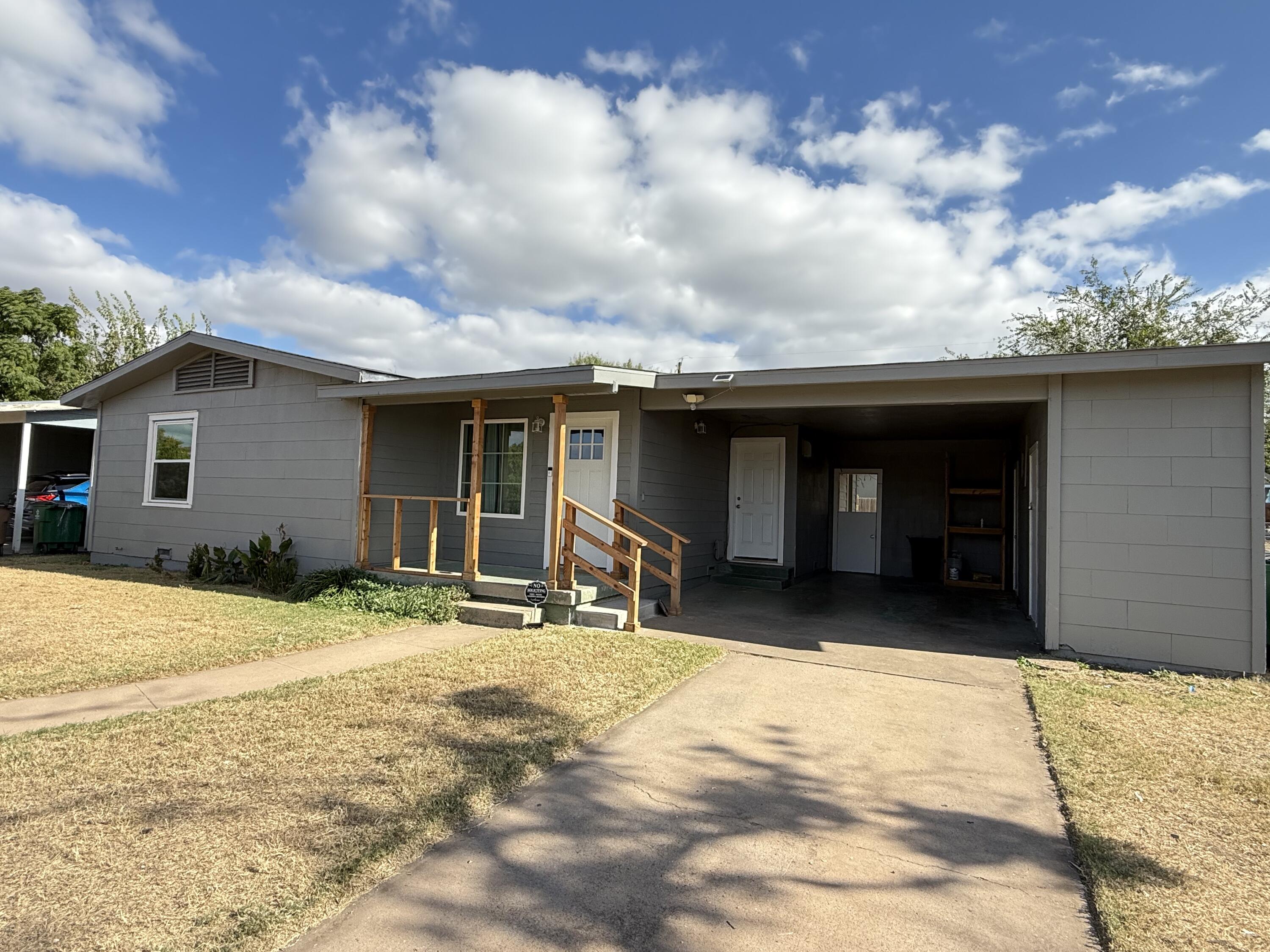 2123 Raney Street Property Photo 3