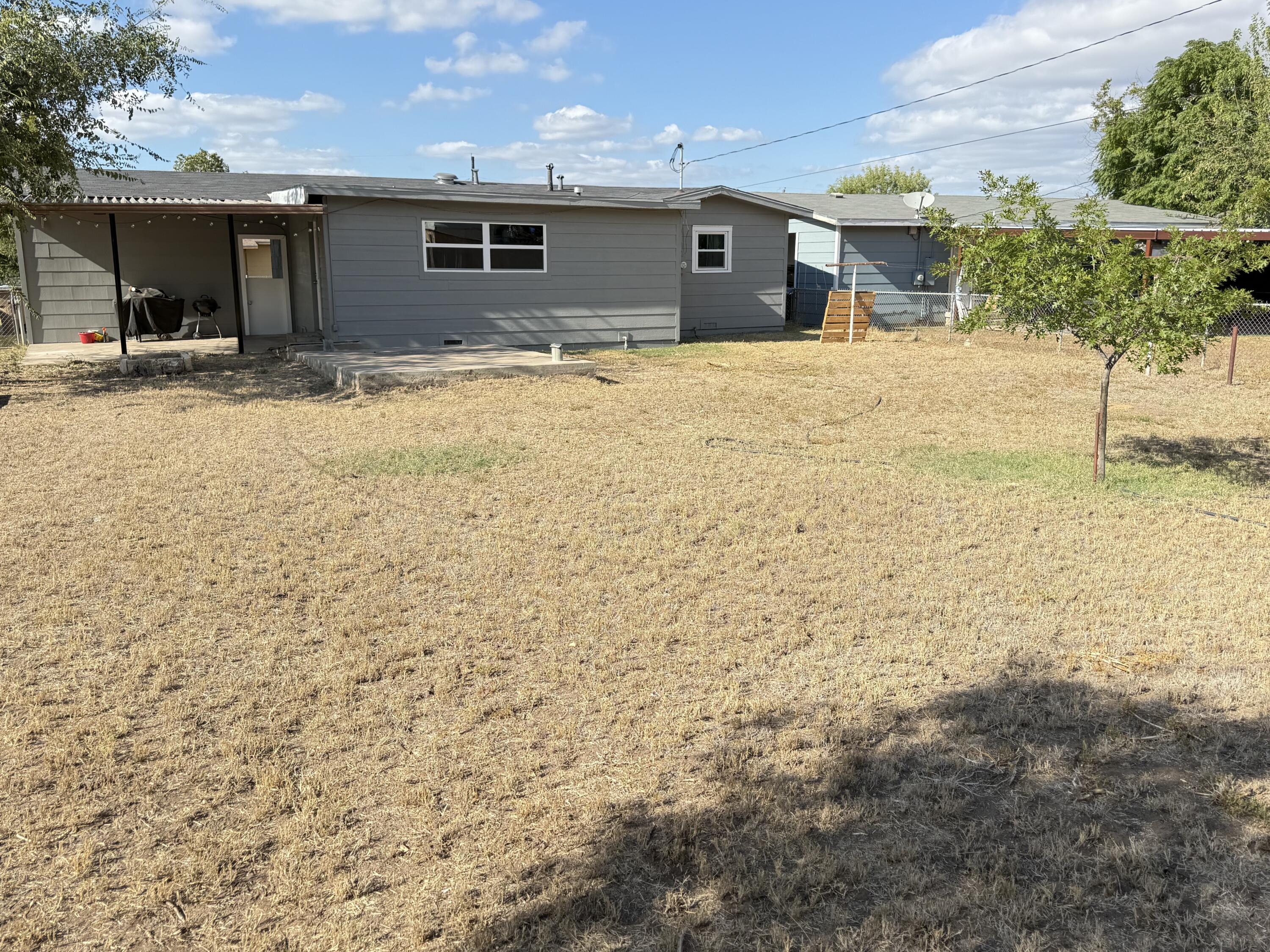 2123 Raney Street Property Photo 6