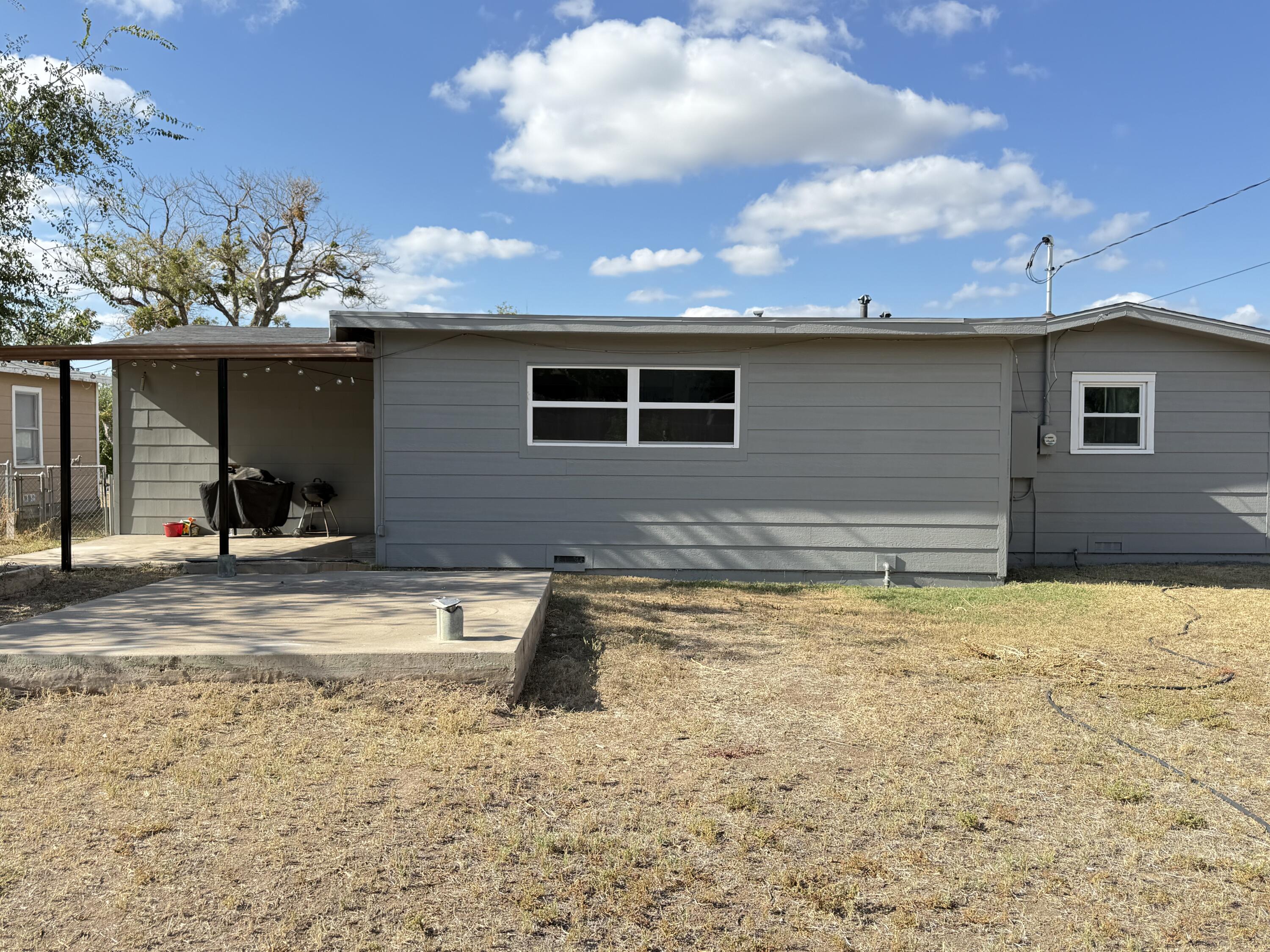 2123 Raney Street Property Photo 7