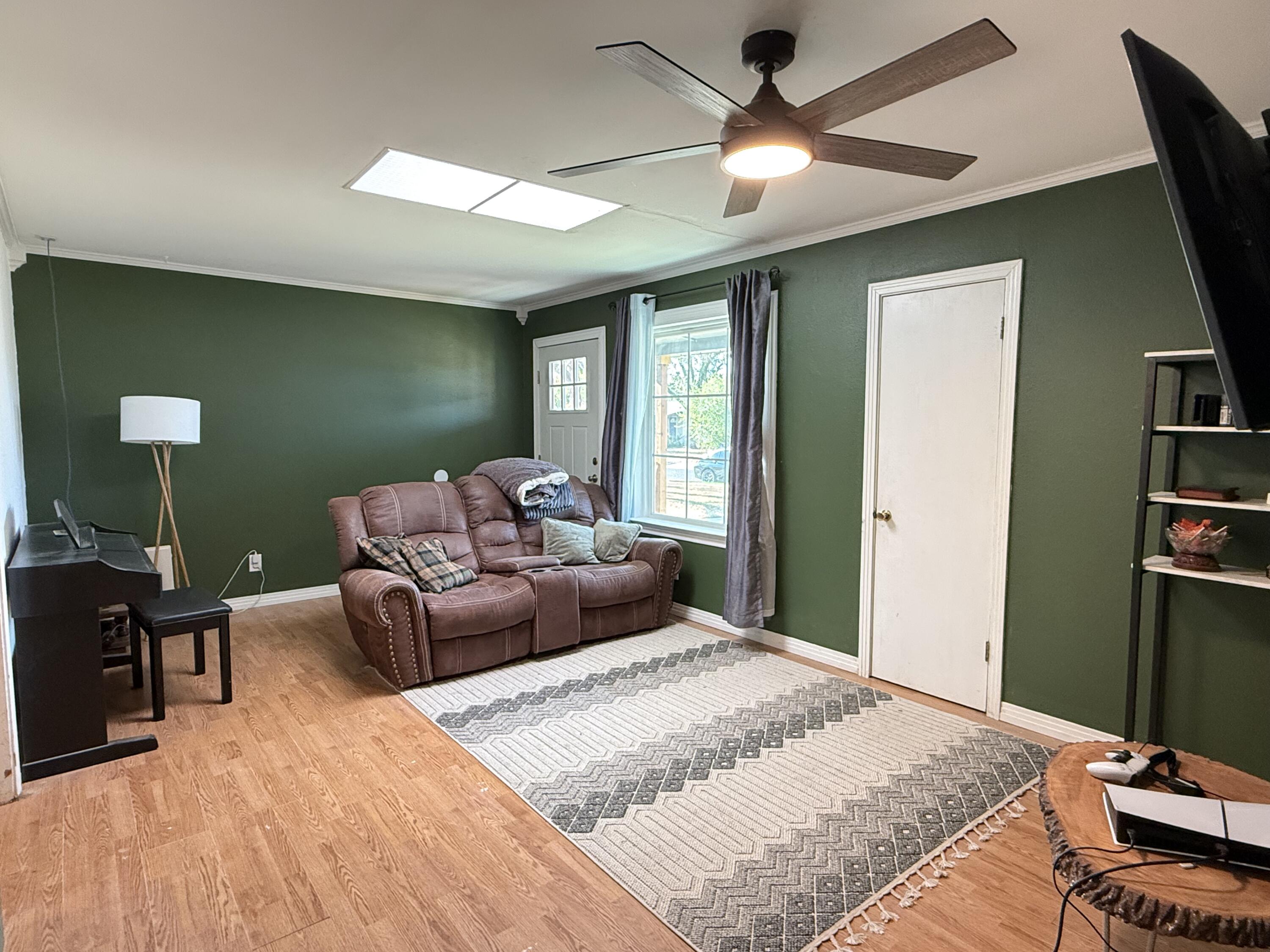 2123 Raney Street Property Photo 9