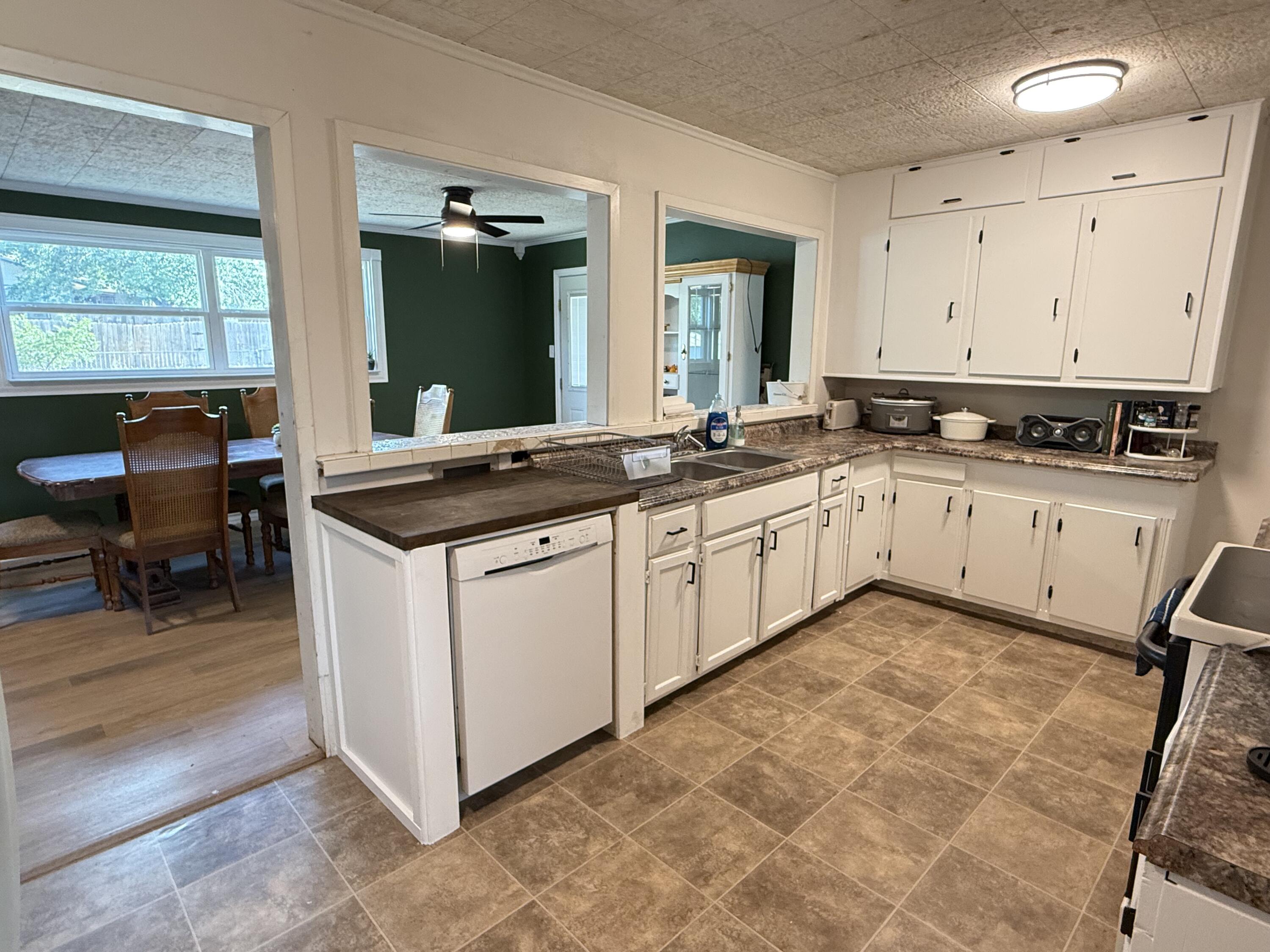 2123 Raney Street Property Photo 14