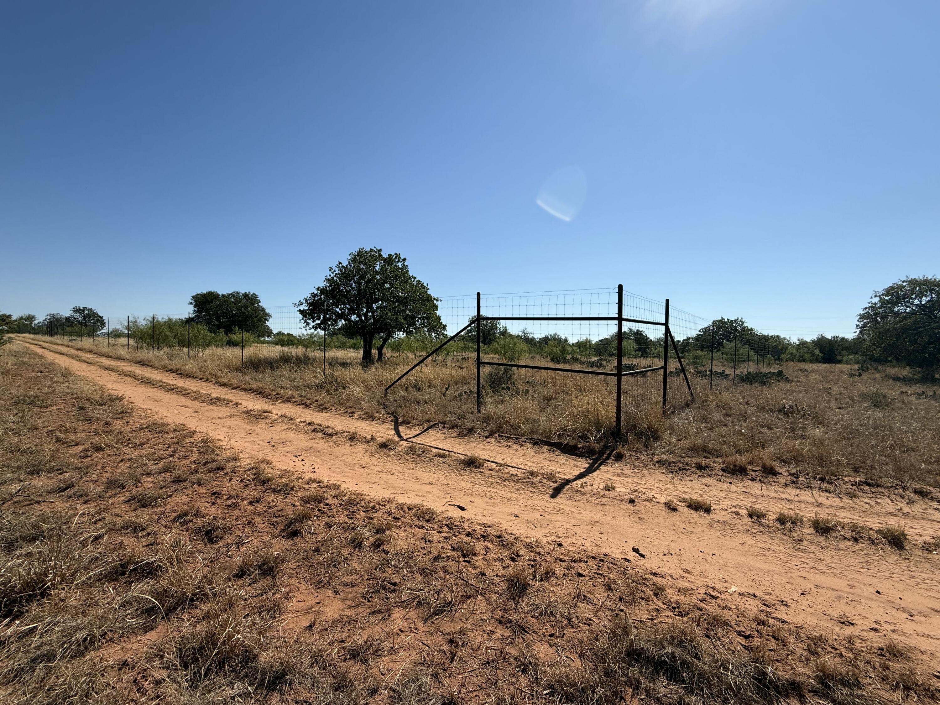 1600 N Us Hwy 277 Property Photo 16