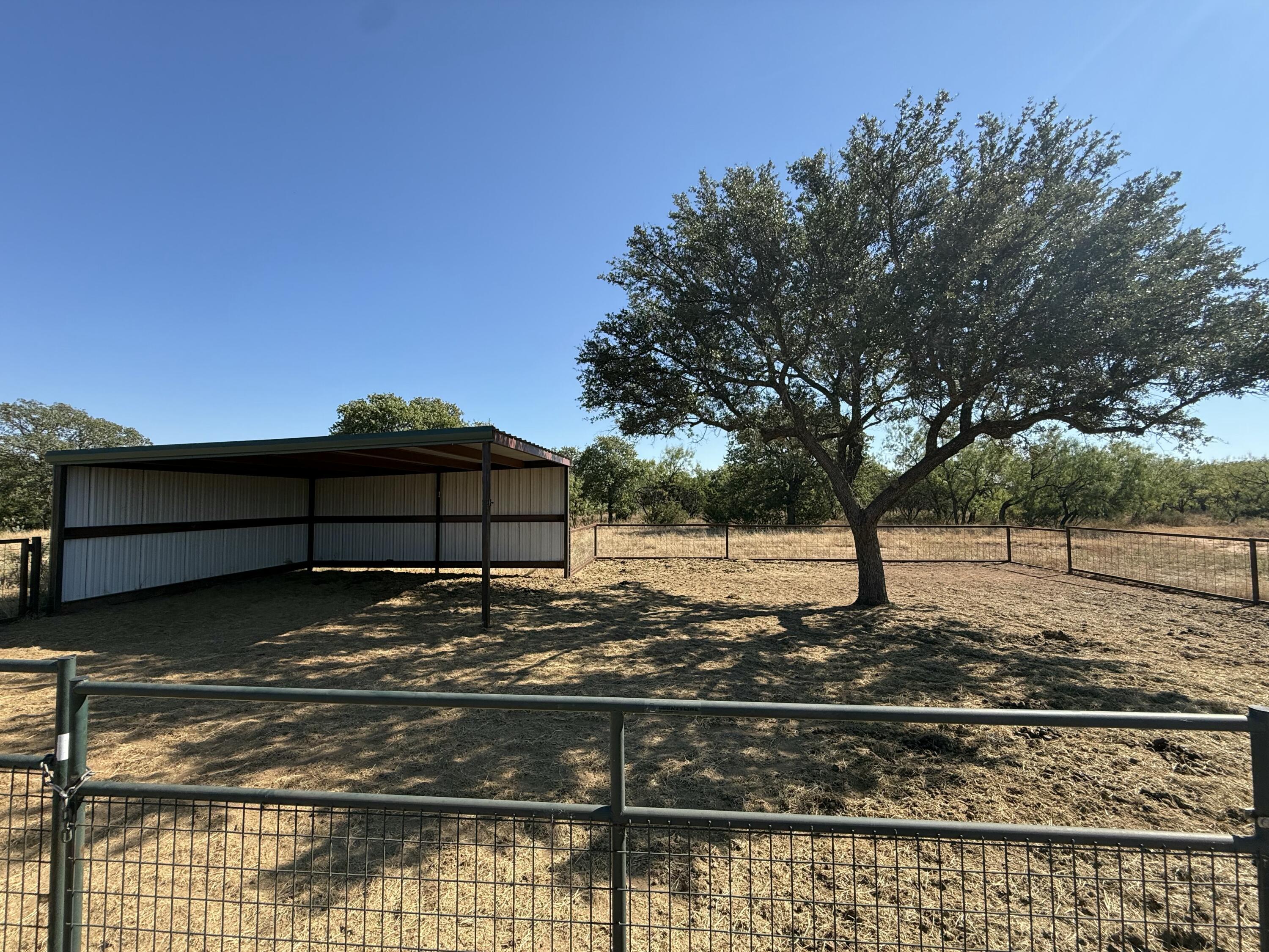 1600 N Us Hwy 277 Property Photo 39