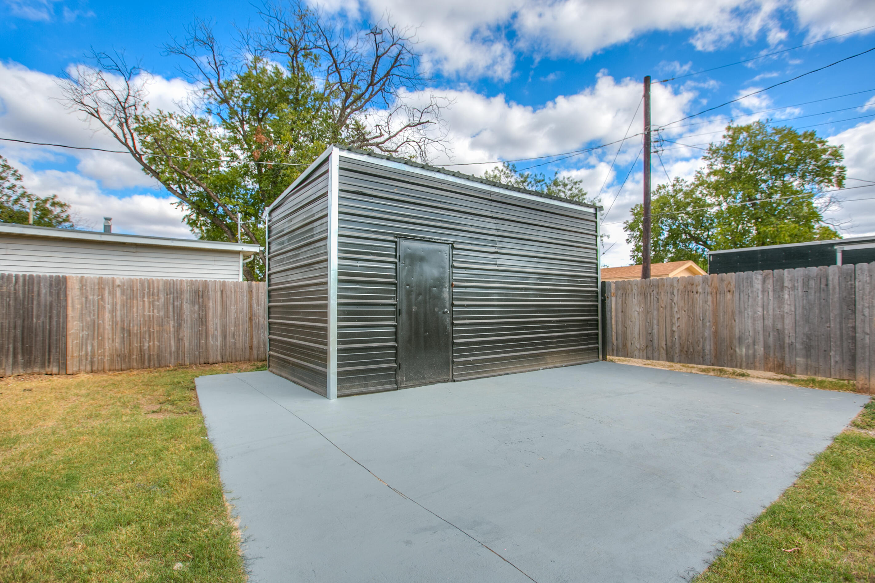 135 Maryland Street Property Photo 29
