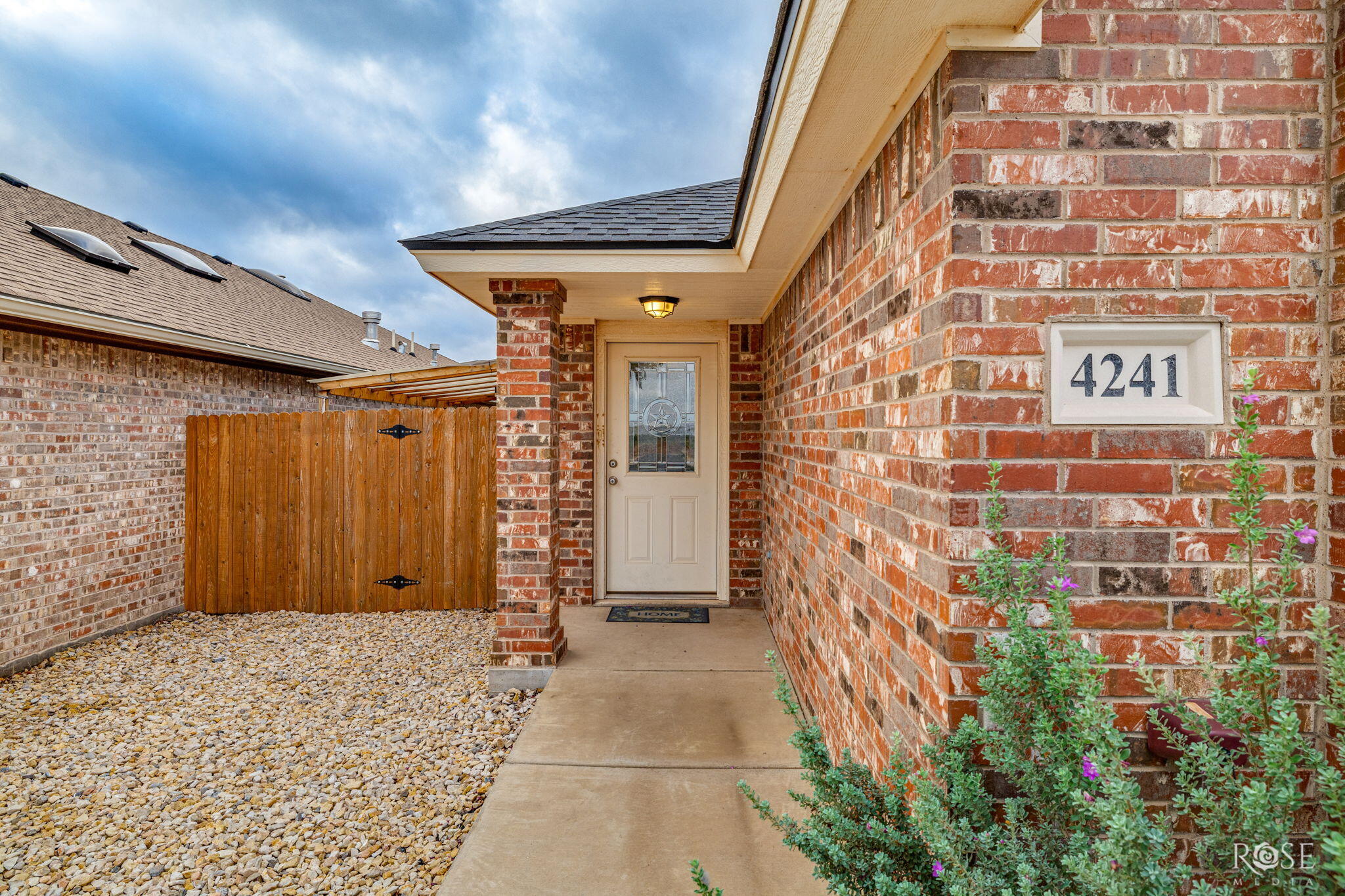 4241 Sedona Trail Property Photo 3