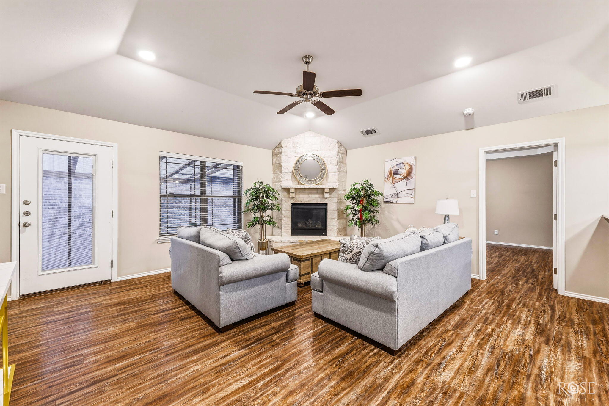 4241 Sedona Trail Property Photo 8