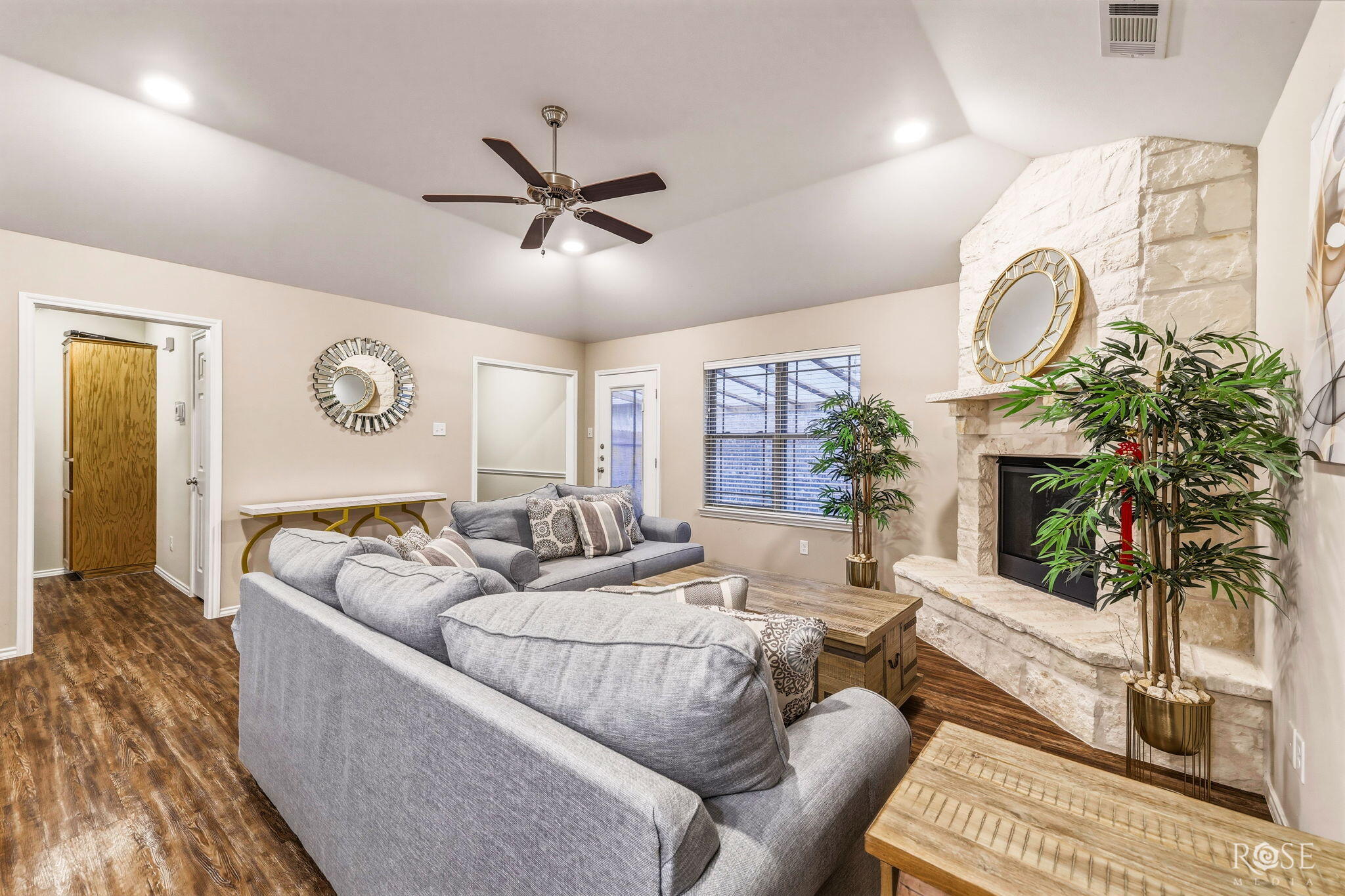 4241 Sedona Trail Property Photo 9