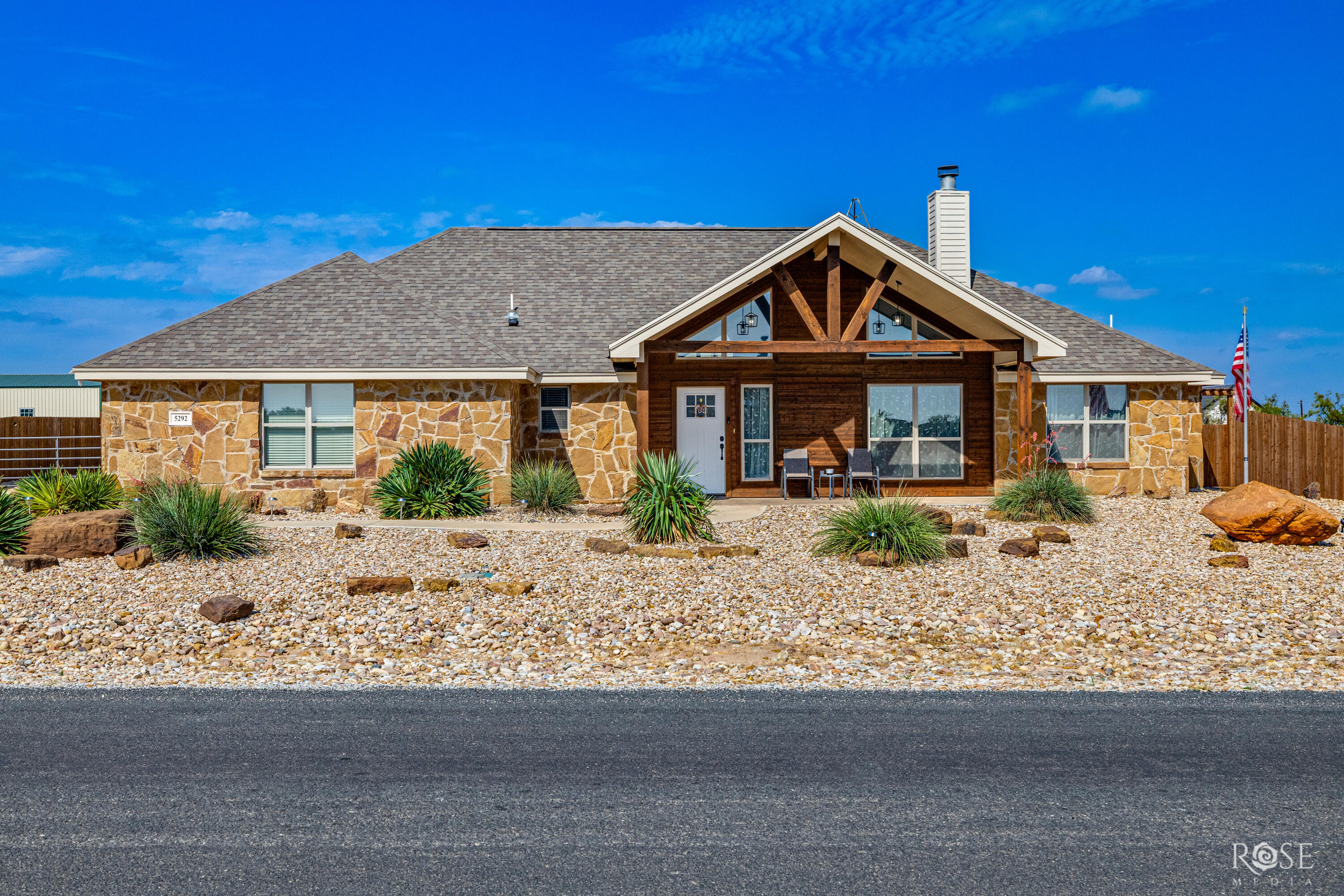5292 Grey Wolf Lane Property Photo 1
