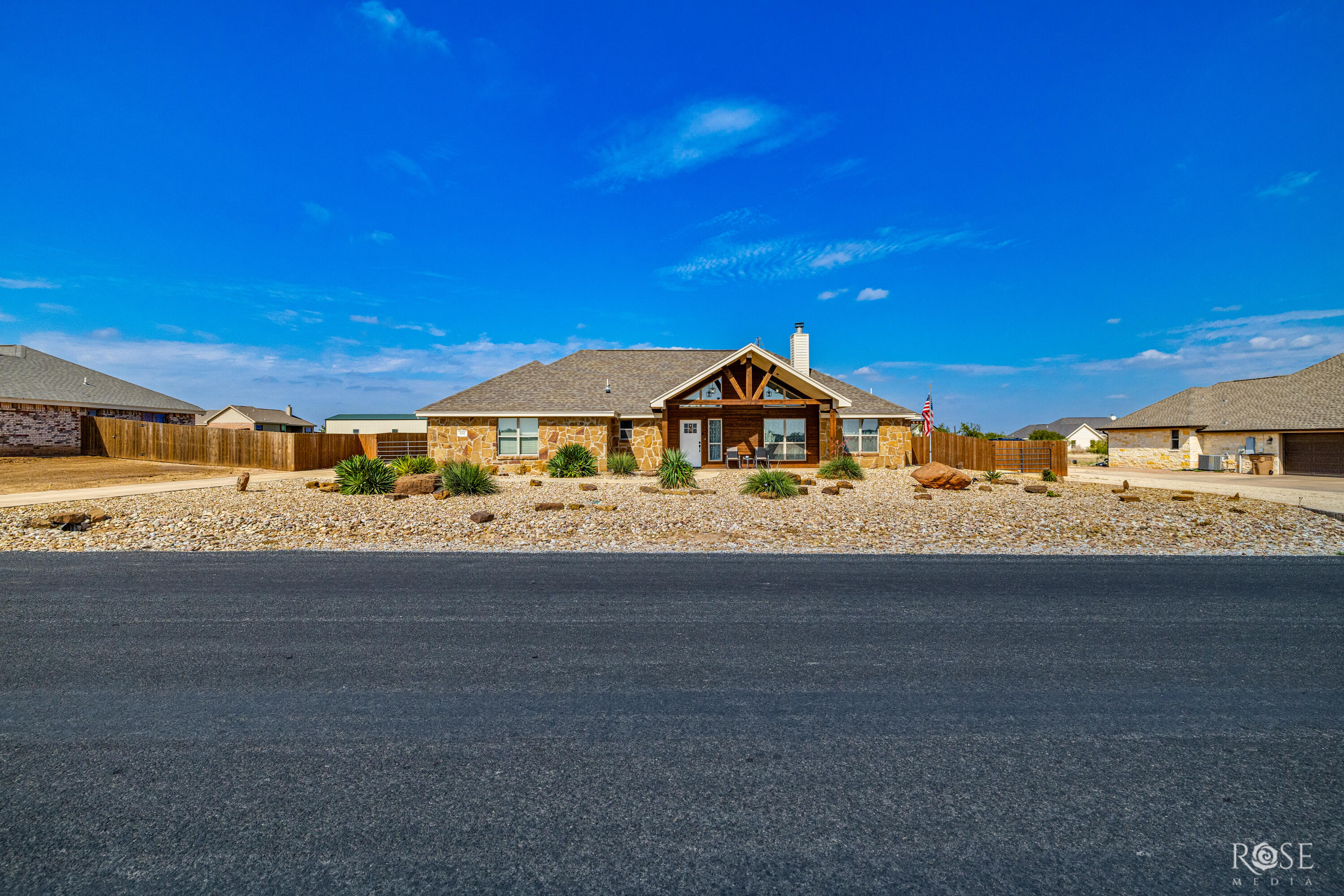 5292 Grey Wolf Lane Property Photo 2